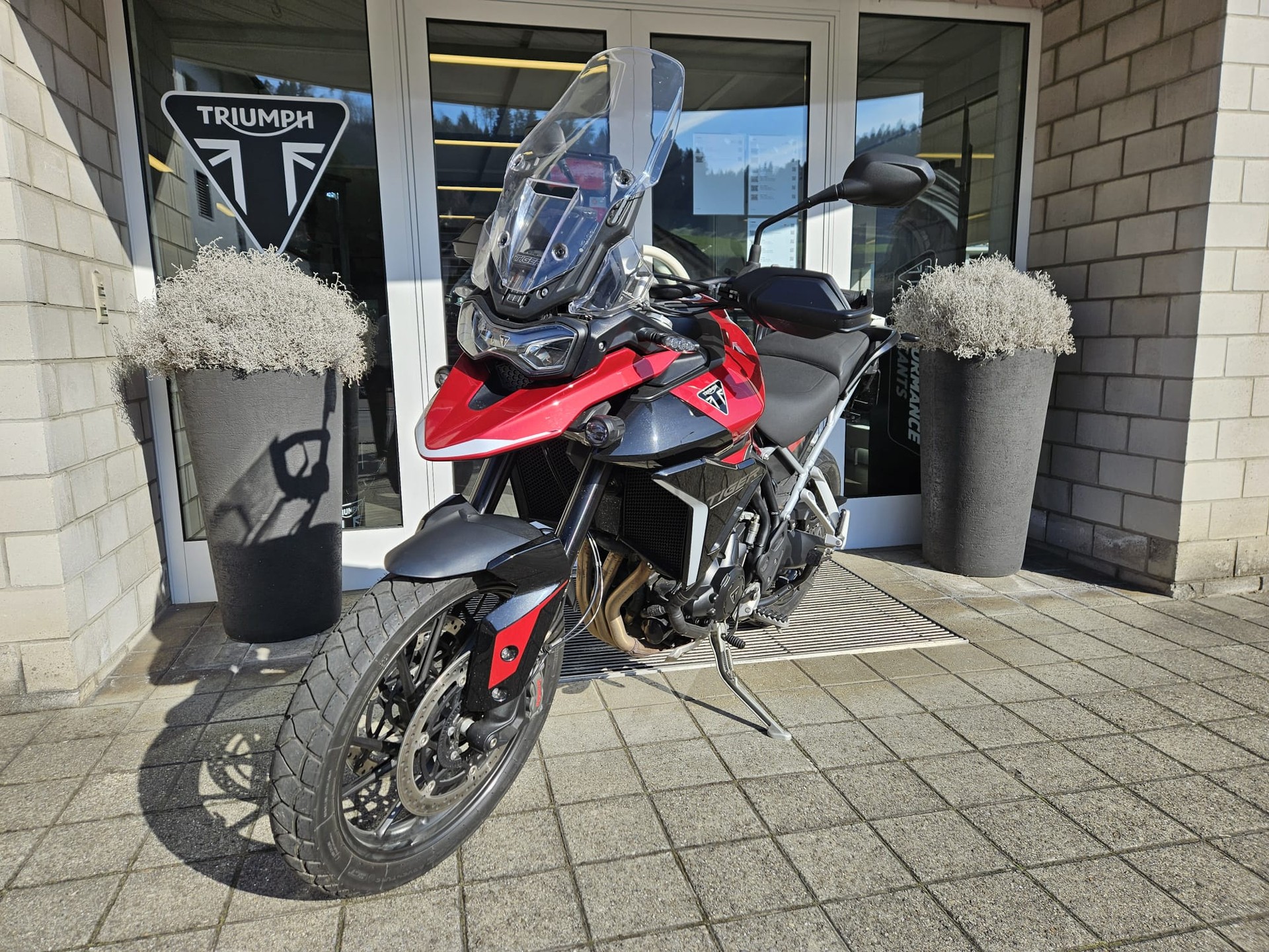 TRIUMPH Tiger 900 GT Pro-showroom-element-3