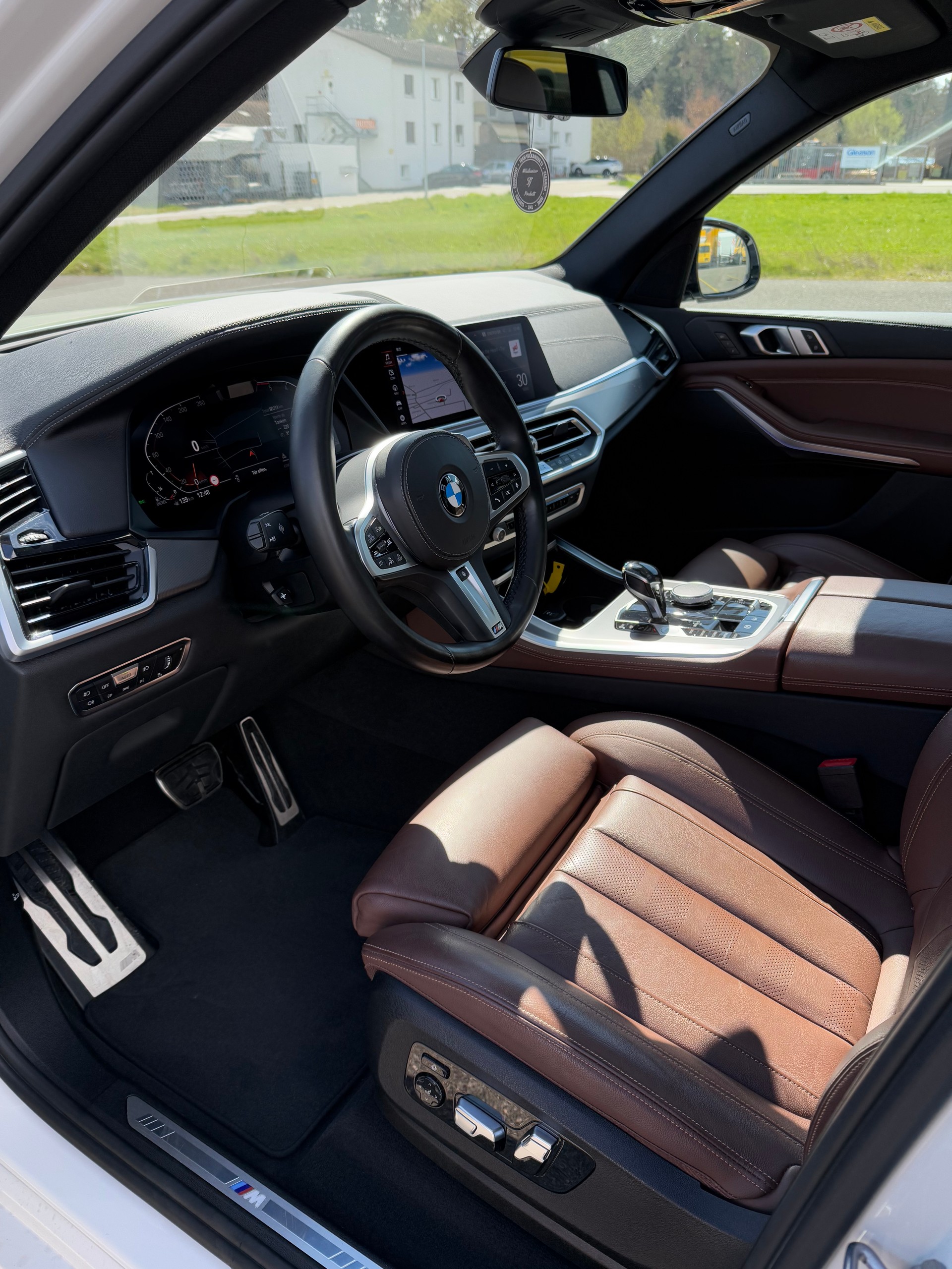 BMW X5 xDrive 30d Steptronic M-Sportpaket-image-6