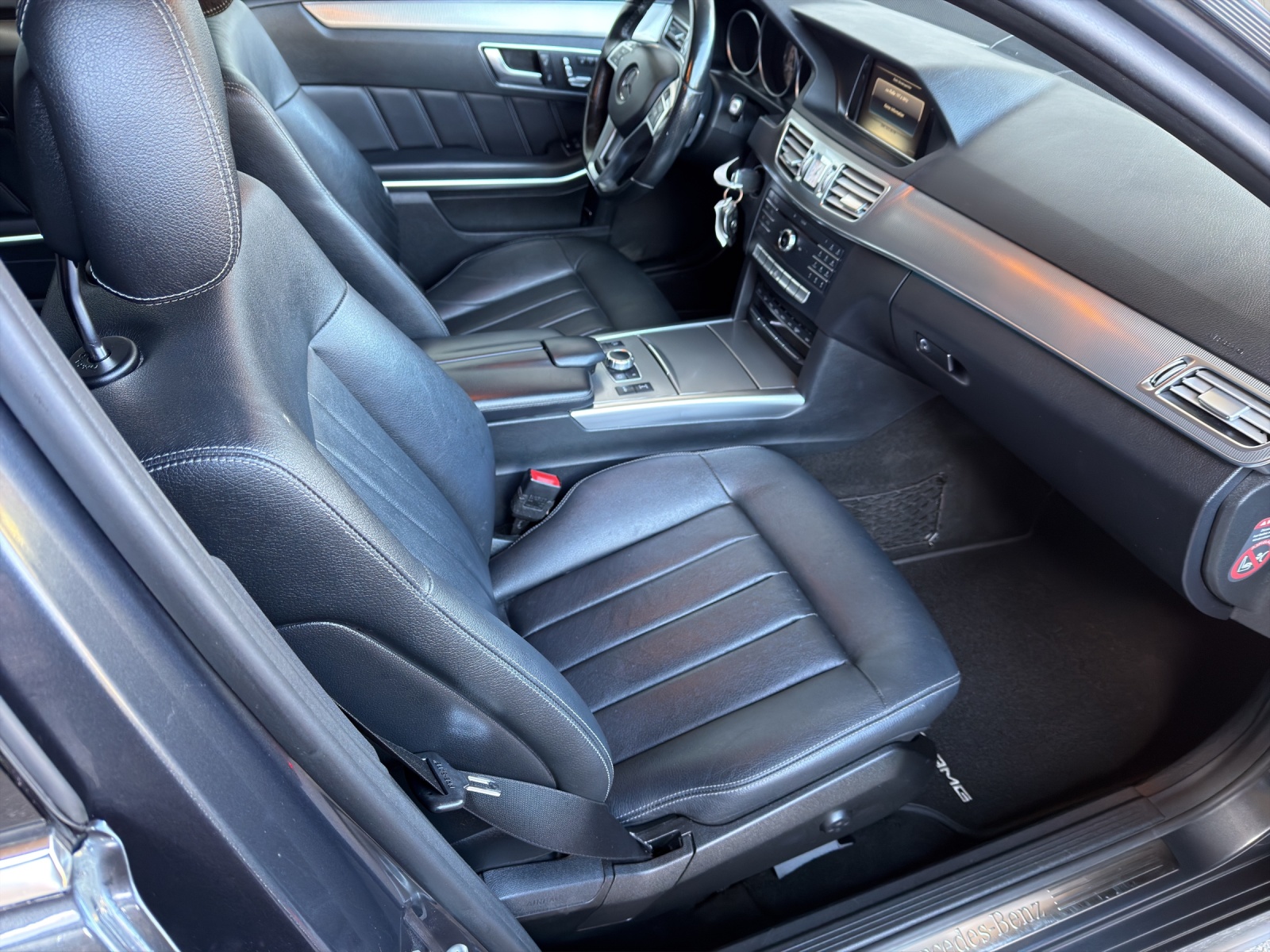 MERCEDES-BENZ E 350 BlueTEC Avantgarde 4Matic 7G-Tronic-image-11
