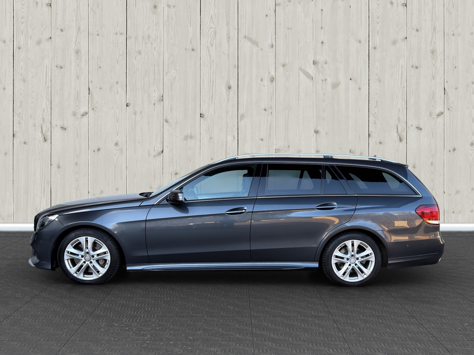 MERCEDES-BENZ E 350 BlueTEC Avantgarde 4Matic 7G-Tronic-image-3