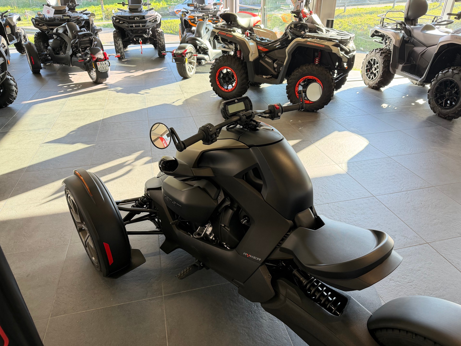CAN-AM Ryker Ace 600-showroom-element-3