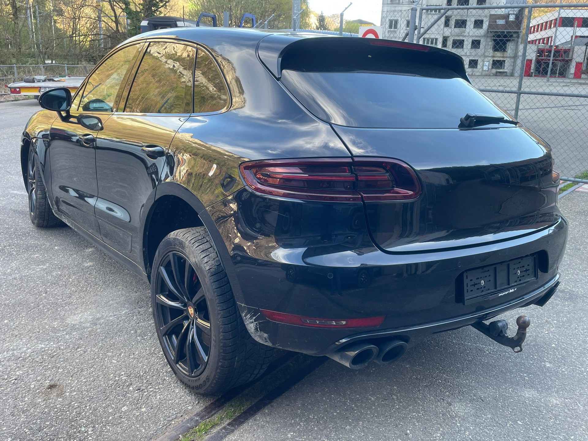 PORSCHE Macan Turbo PDK-image-1