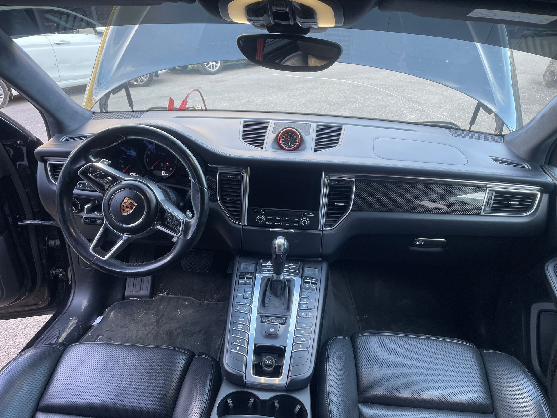 PORSCHE Macan Turbo PDK-image-5