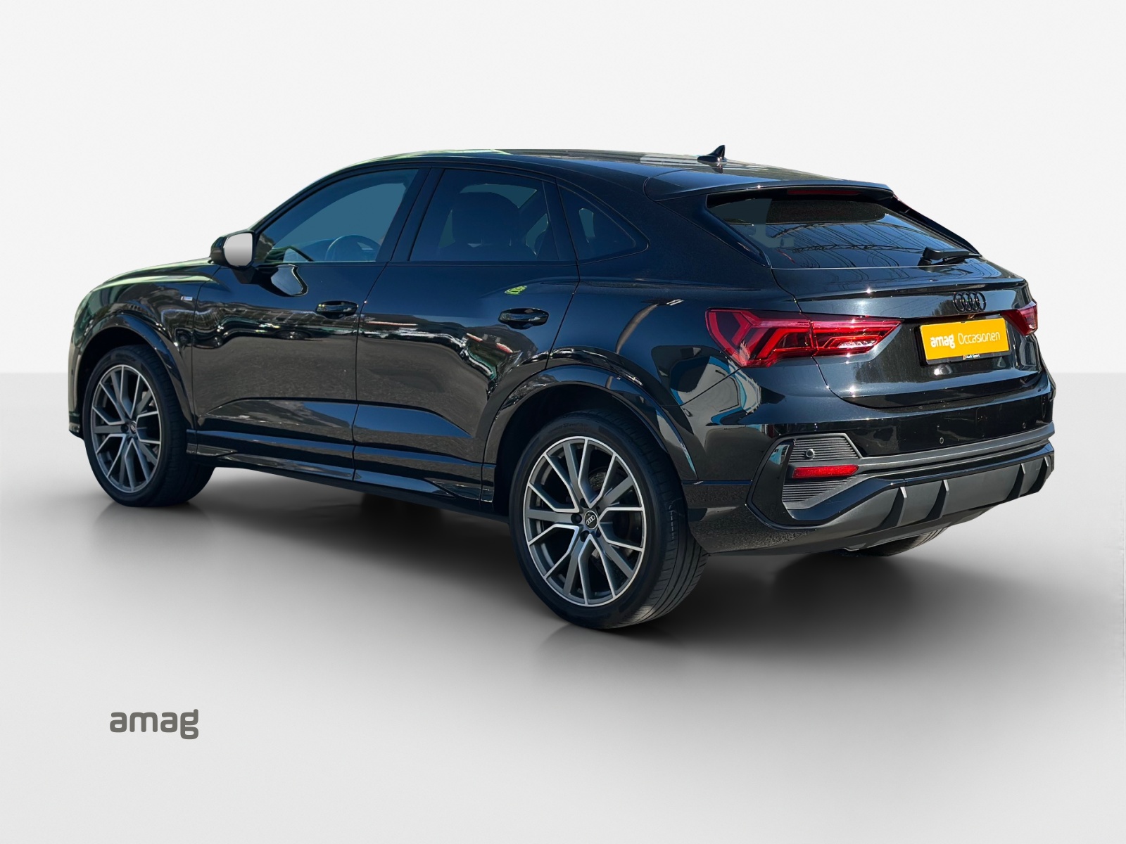 AUDI Q3 Sportback 35 TFSI S line Attraction S-tronic-image-3