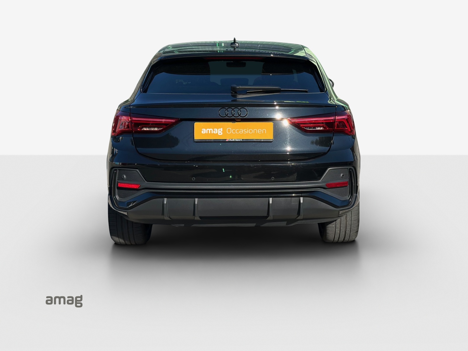 AUDI Q3 Sportback 35 TFSI S line Attraction S-tronic-image-4