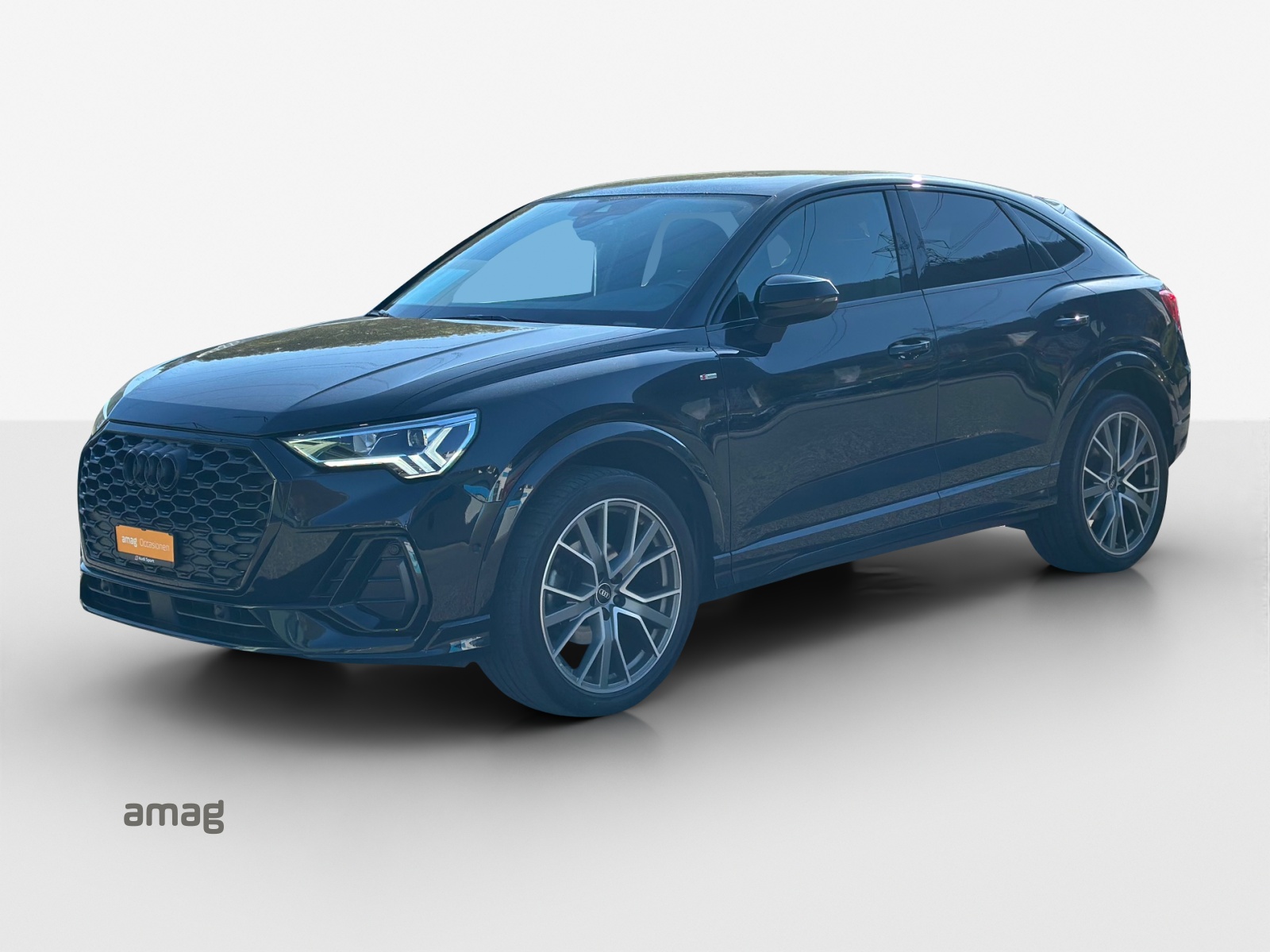 AUDI Q3 Sportback 35 TFSI S line Attraction S-tronic-image-1