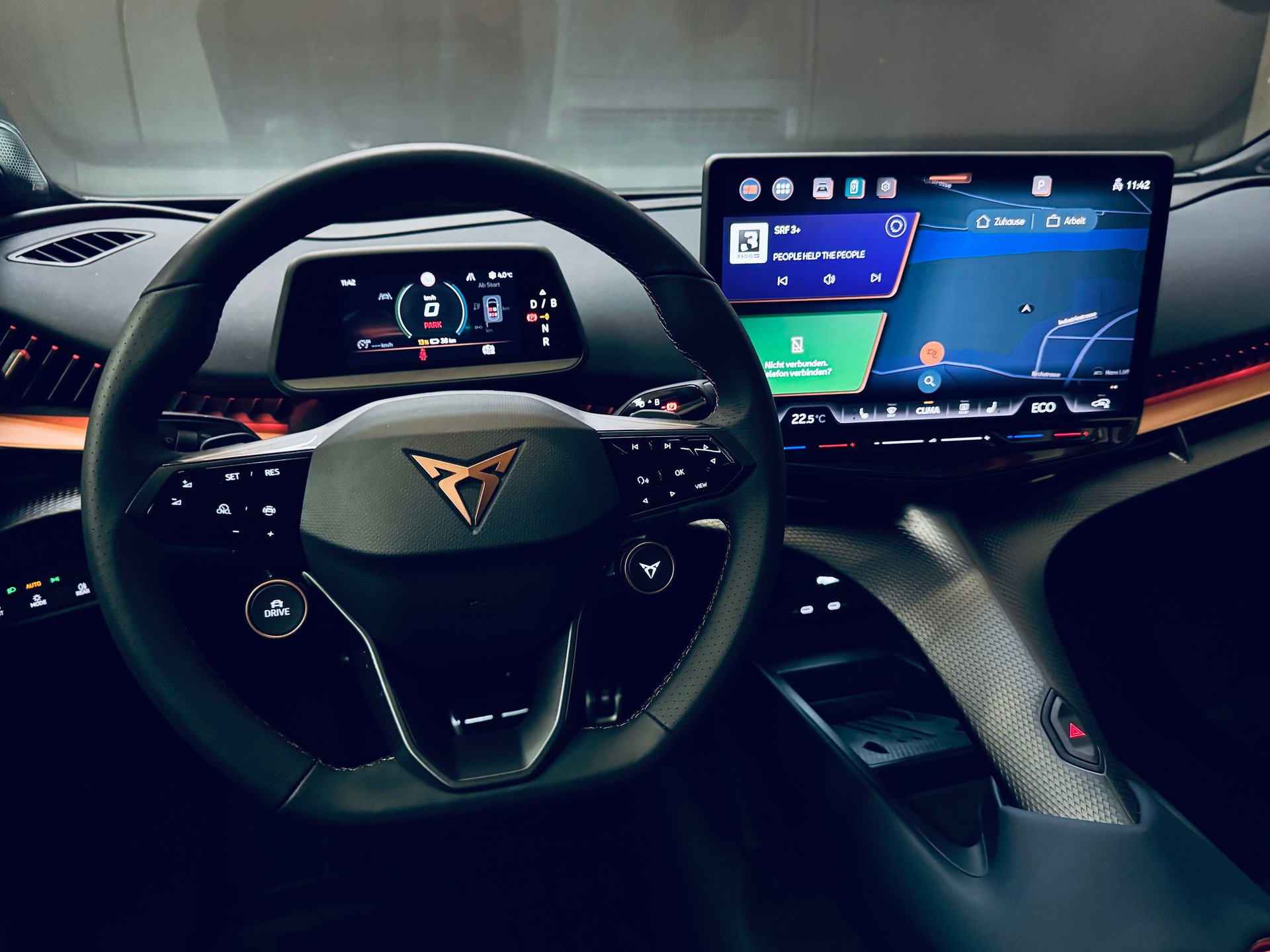 CUPRA Tavascan Type 9 77 kWh VZ Adrenaline-image-21