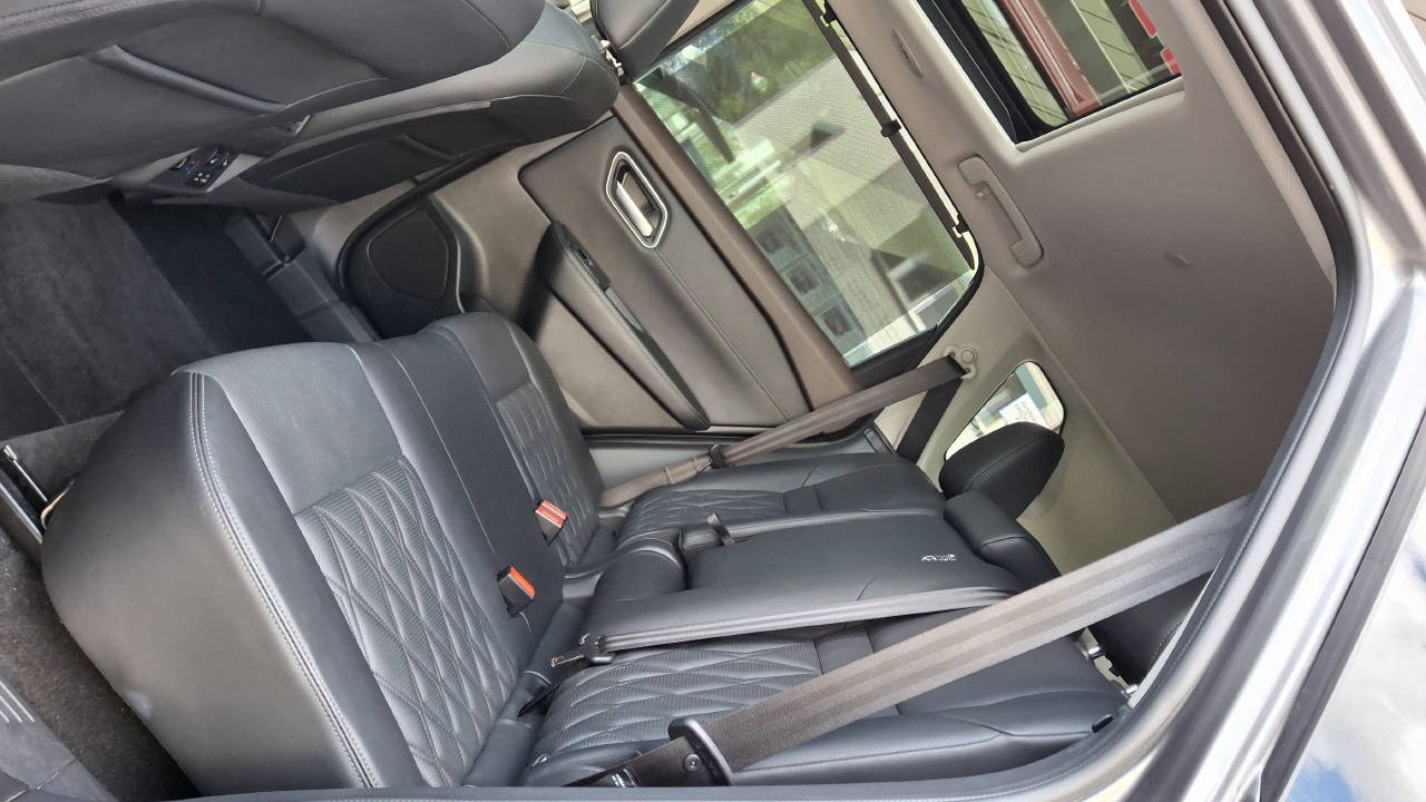 NISSAN X-Trail 1.5 VC-T Tekna+ e-4orce-image-8
