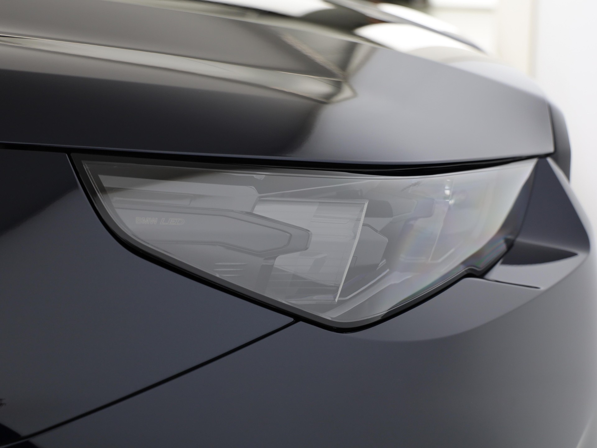 BMW M5 xDrive Touring-image-5