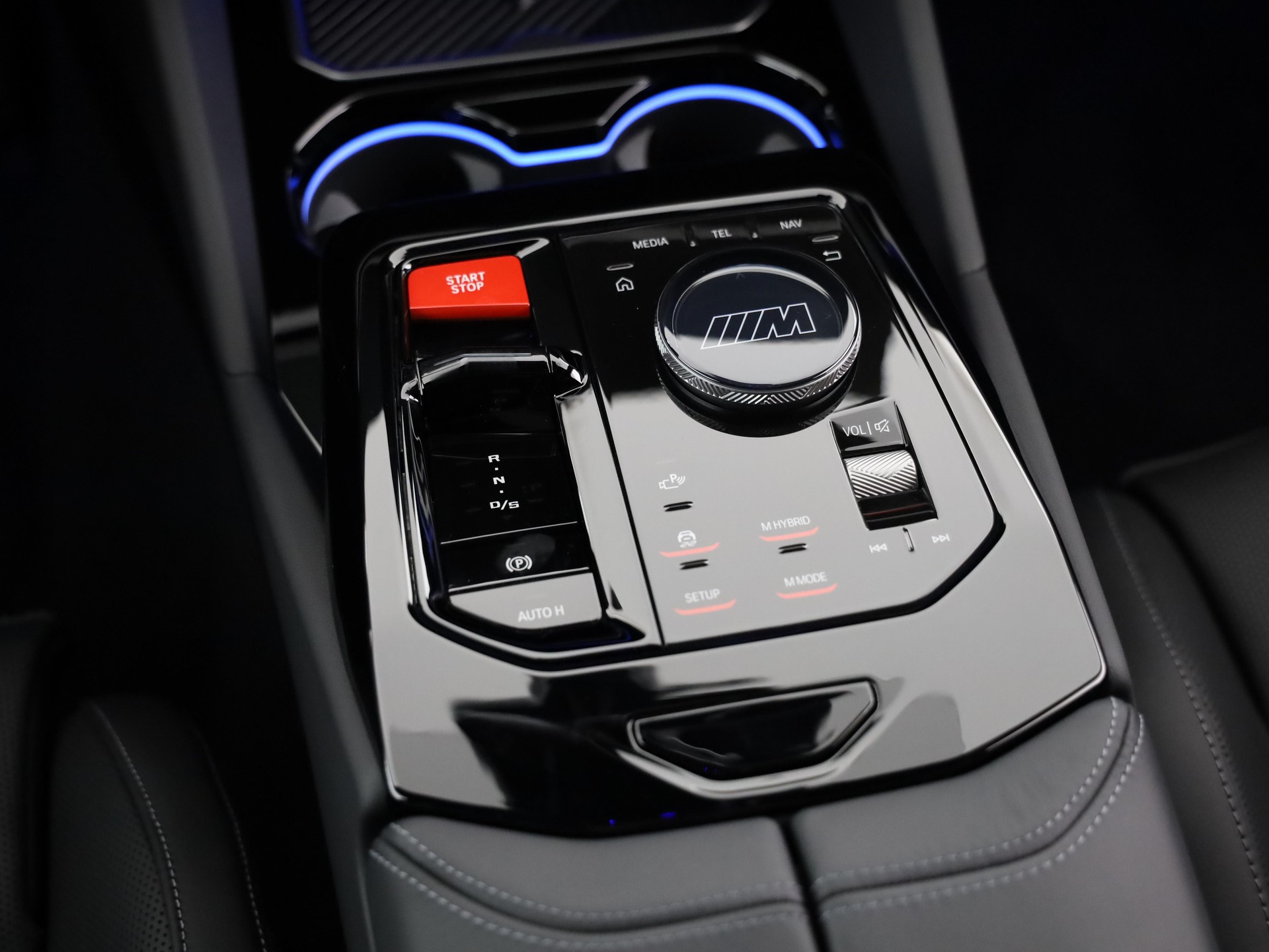 BMW M5 xDrive Touring-image-17