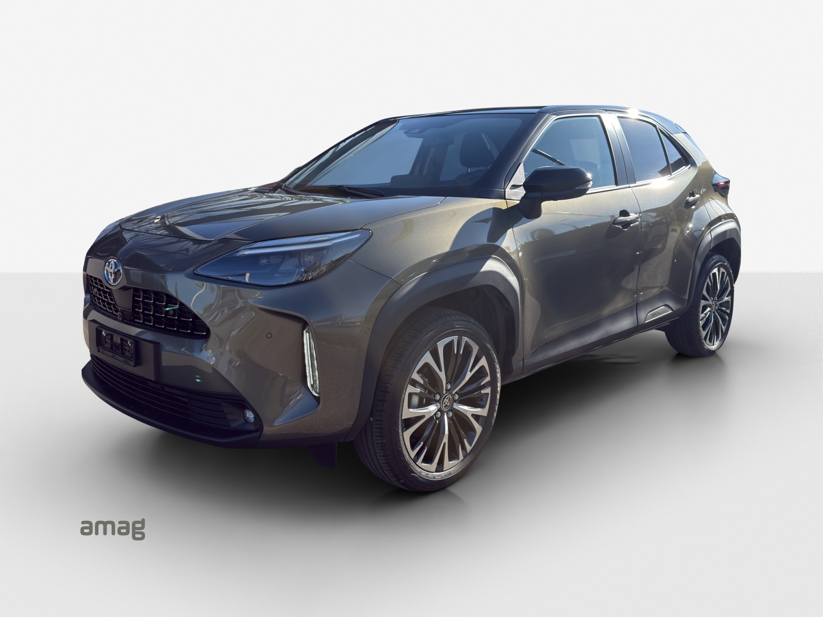 TOYOTA Yaris Cross 1.5 Elegant e-CVT AWDi-image-0