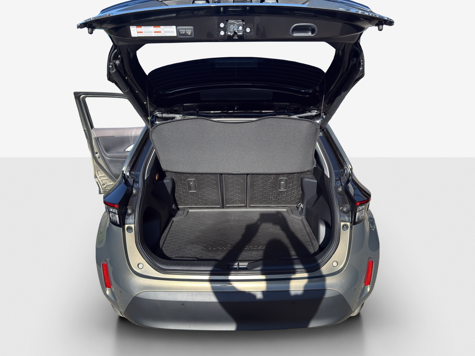 TOYOTA Yaris Cross 1.5 Elegant e-CVT AWDi-image-12