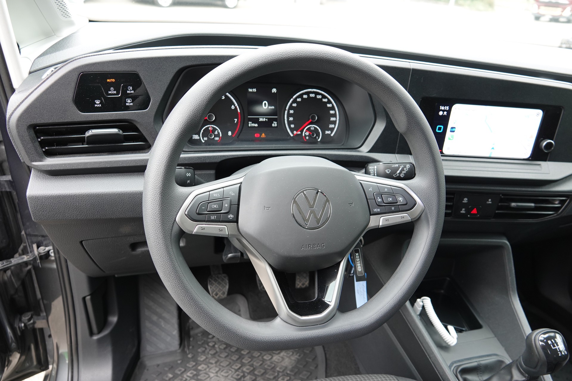 VW Caddy 1.5 TSI Liberty-image-11