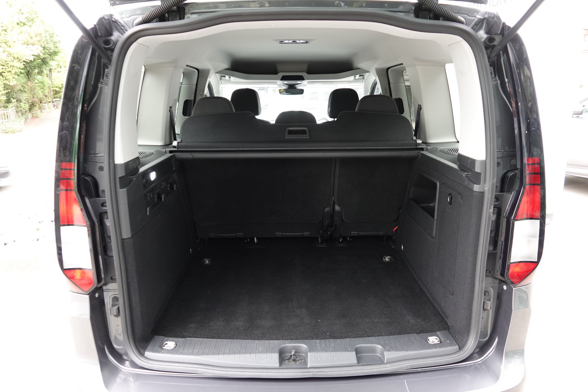 VW Caddy 1.5 TSI Liberty-image-15
