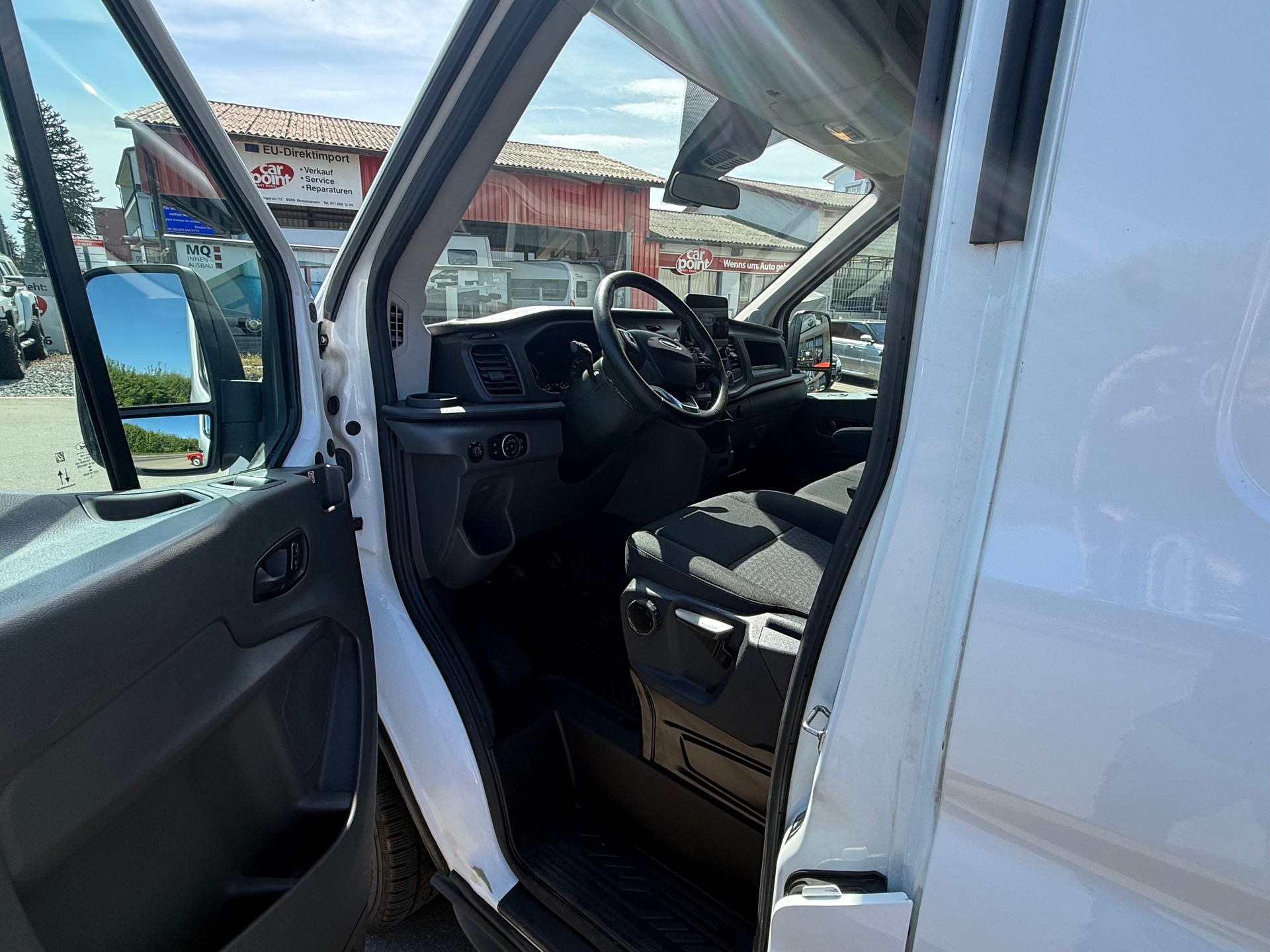 FORD Transit Van 350 L3 Trend 2.0 TDCi 130 FWD-image-6