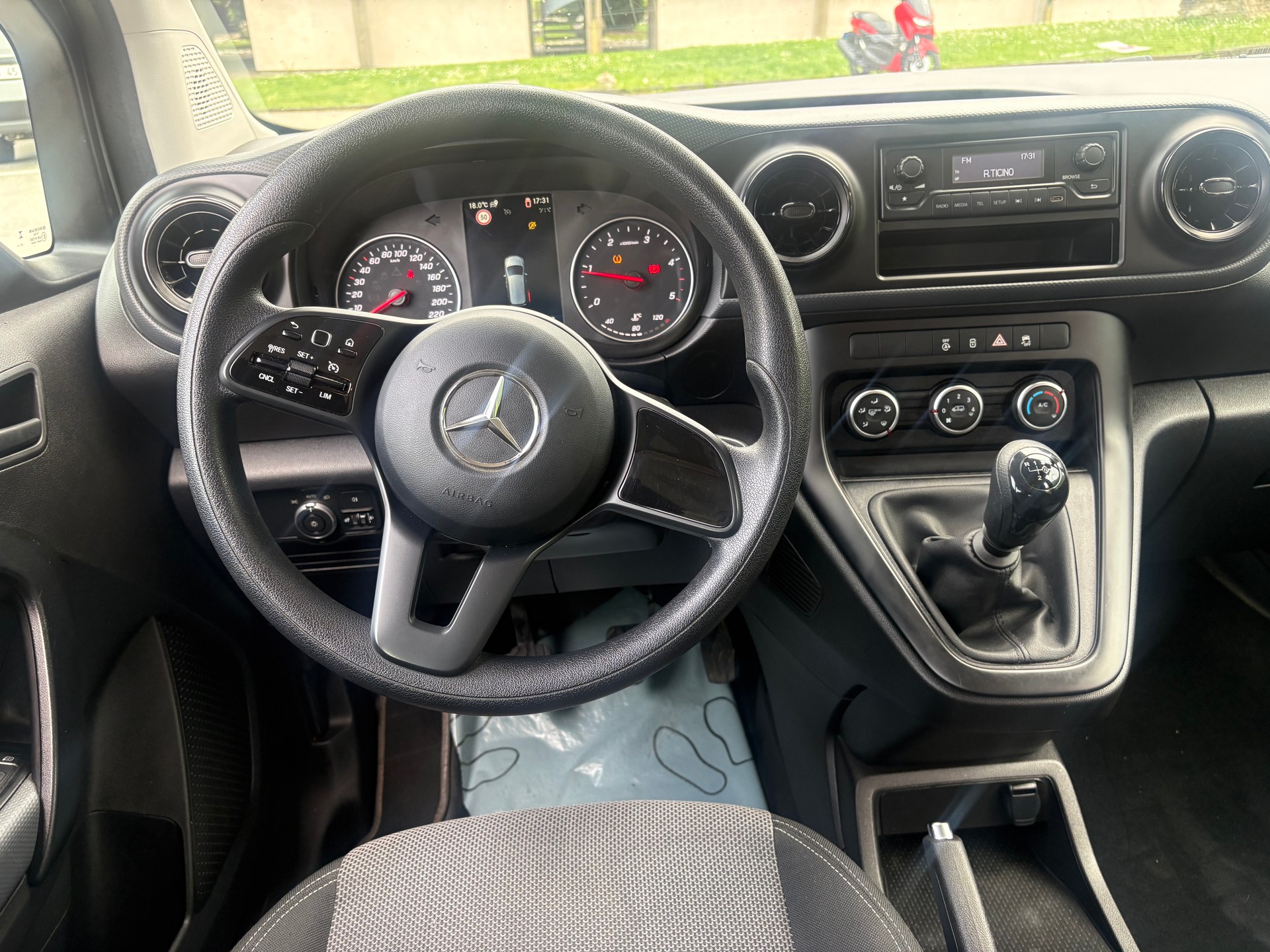 MERCEDES-BENZ Citan 110 CDI Pro-image-8