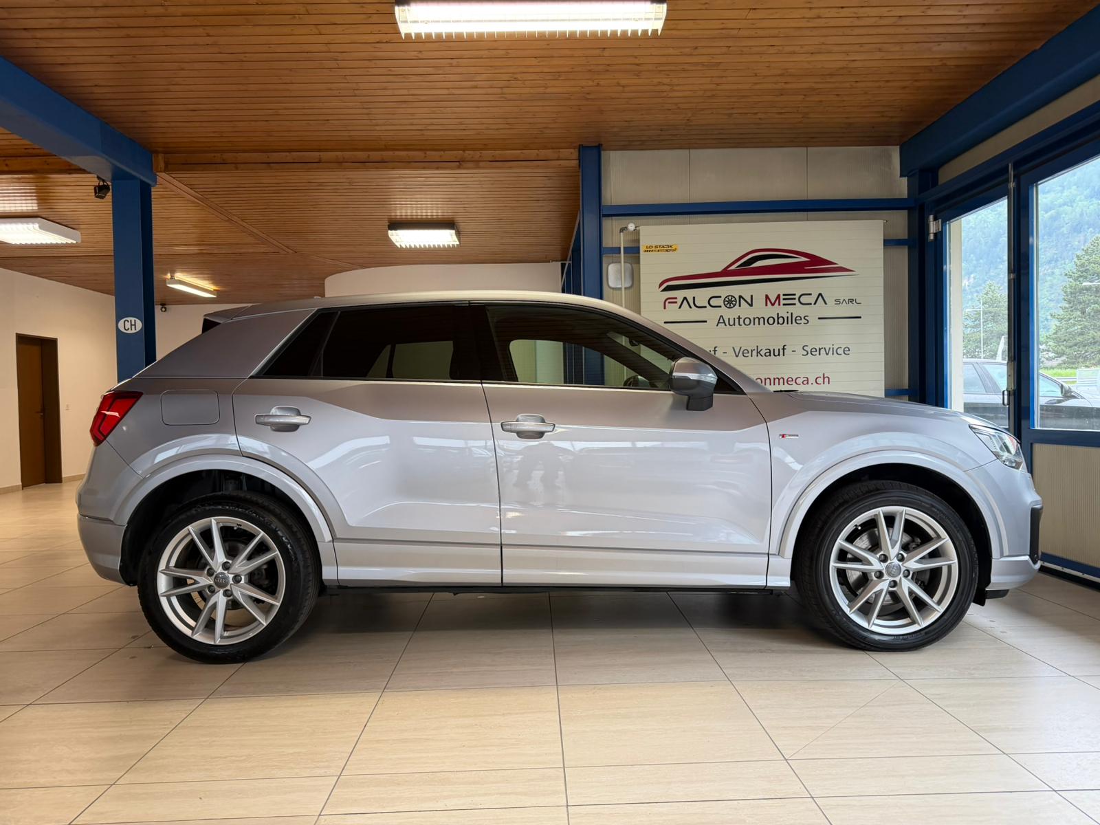 AUDI Q2 2.0 TFSI design quattro S-tronic-image-7