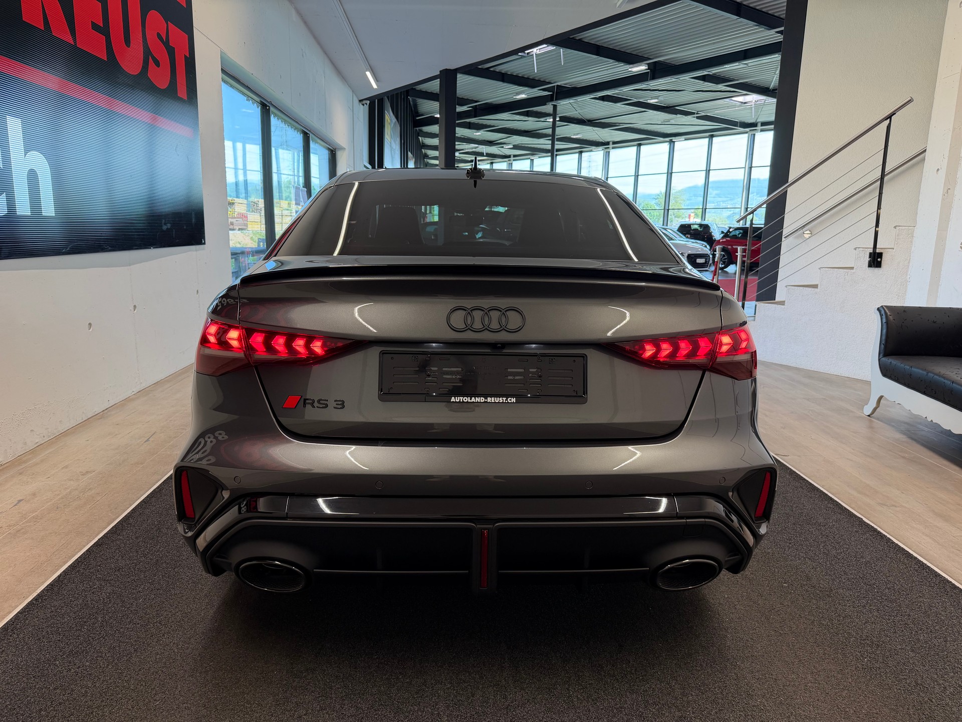 AUDI RS3 Limousine 2.5 TSI quattro S-tronic-image-7
