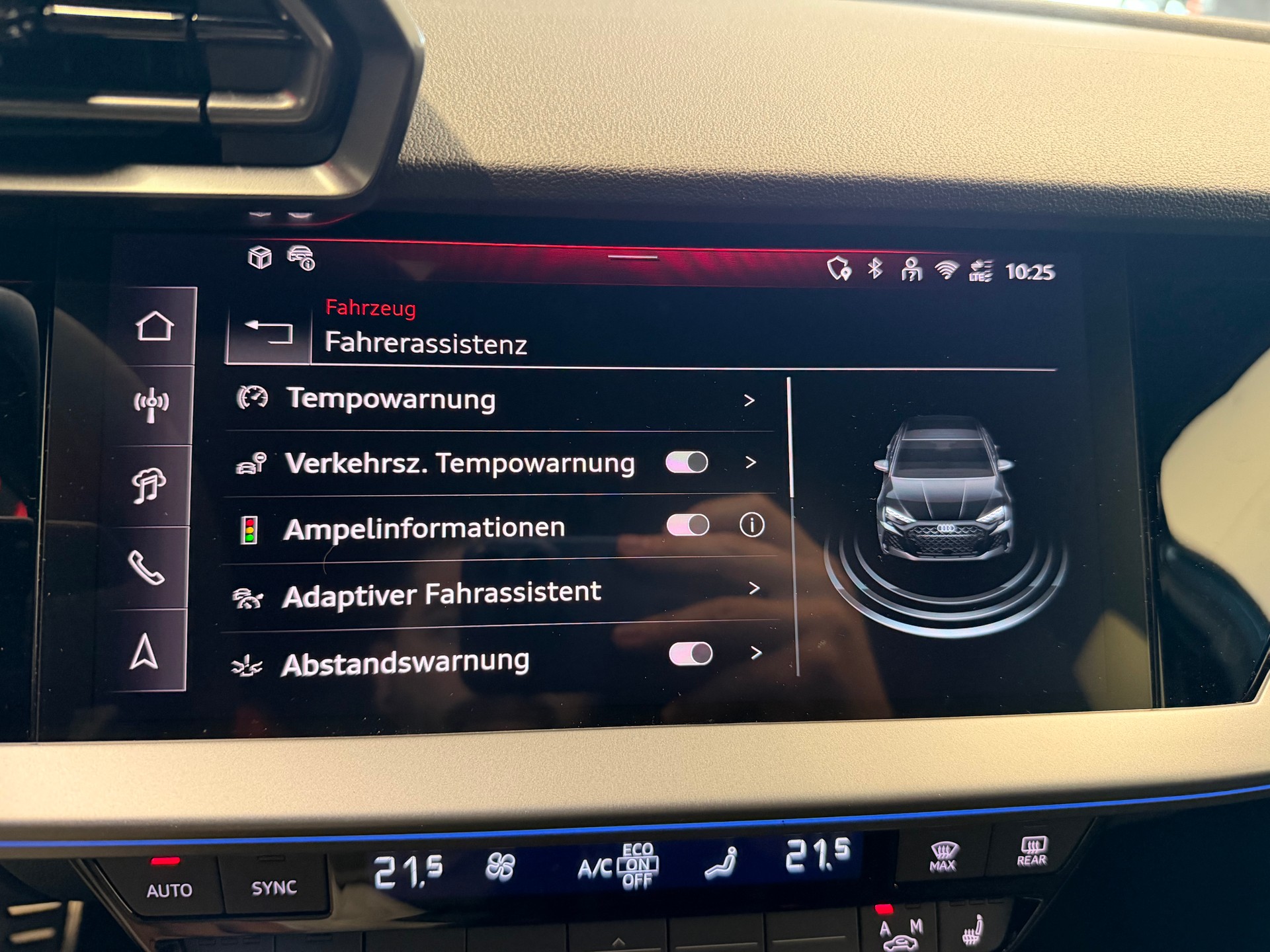 AUDI RS3 Limousine 2.5 TSI quattro S-tronic-image-18