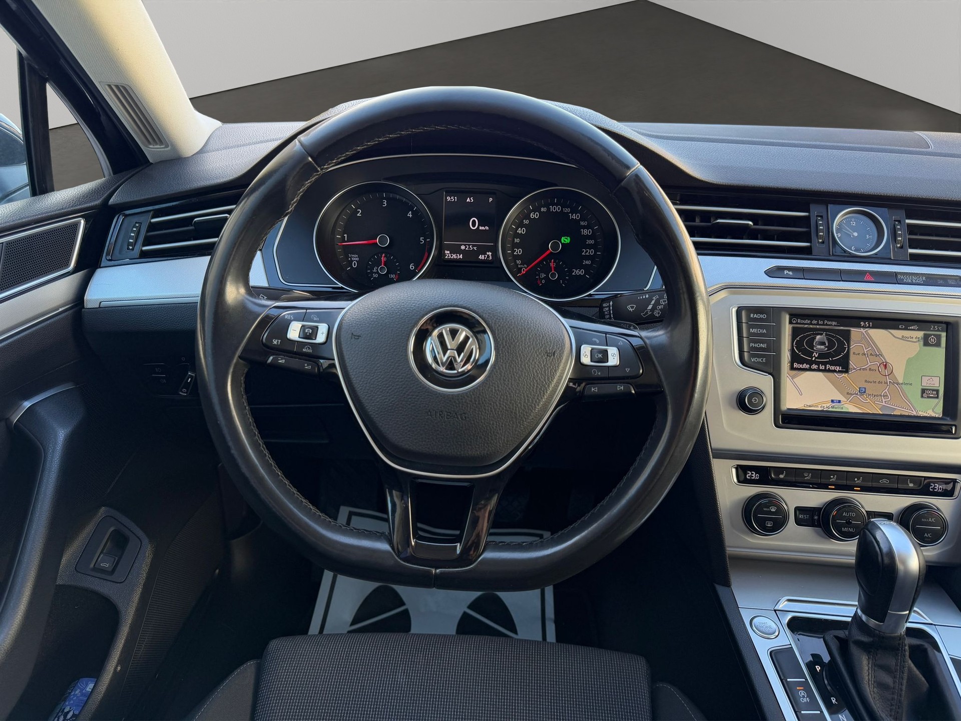 VW Passat Variant 2.0 TDI BMT Comfortline DSG-image-8