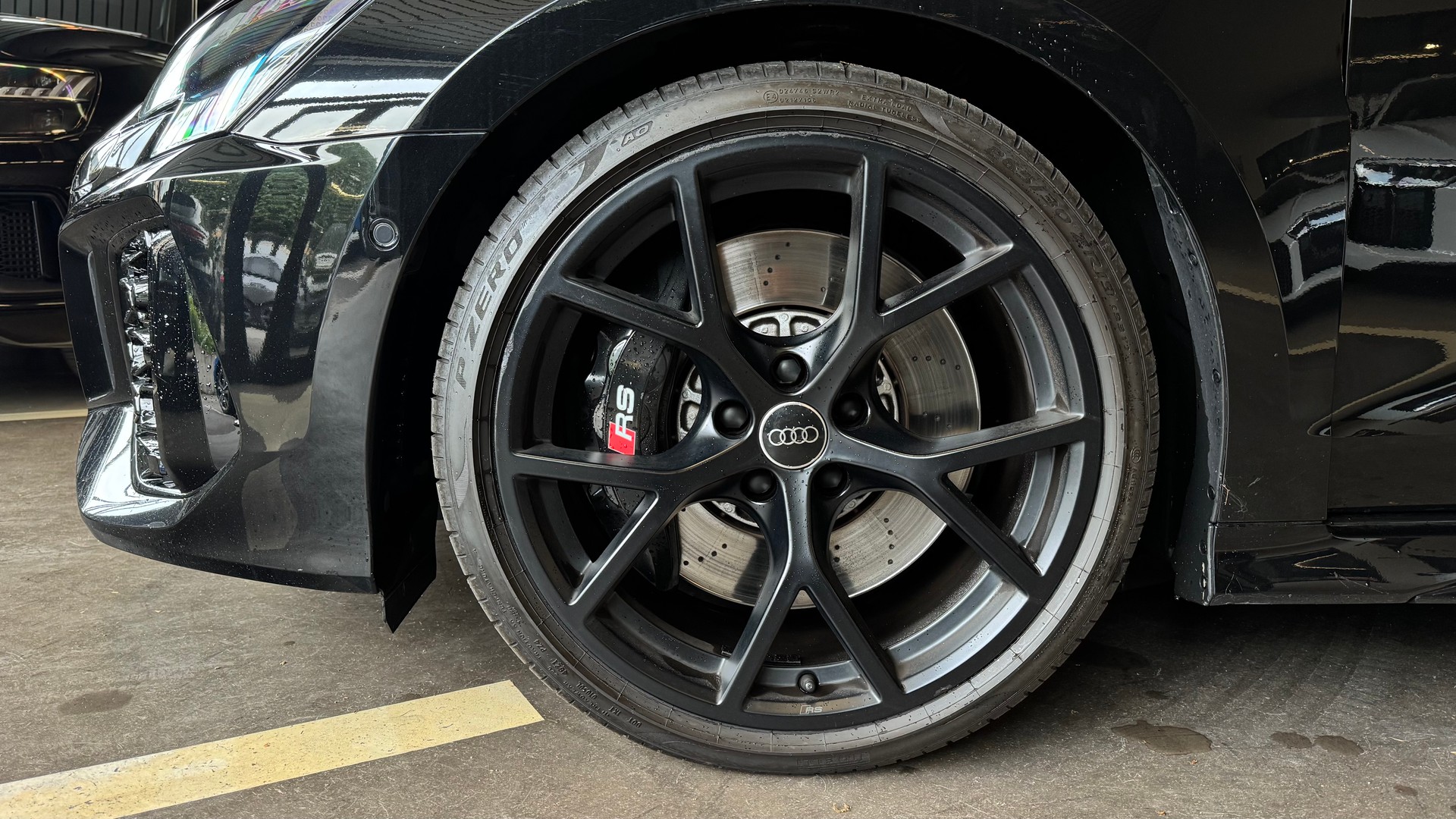 AUDI RS3 Sportback 2.5 TSI quattro S-tronic-image-2
