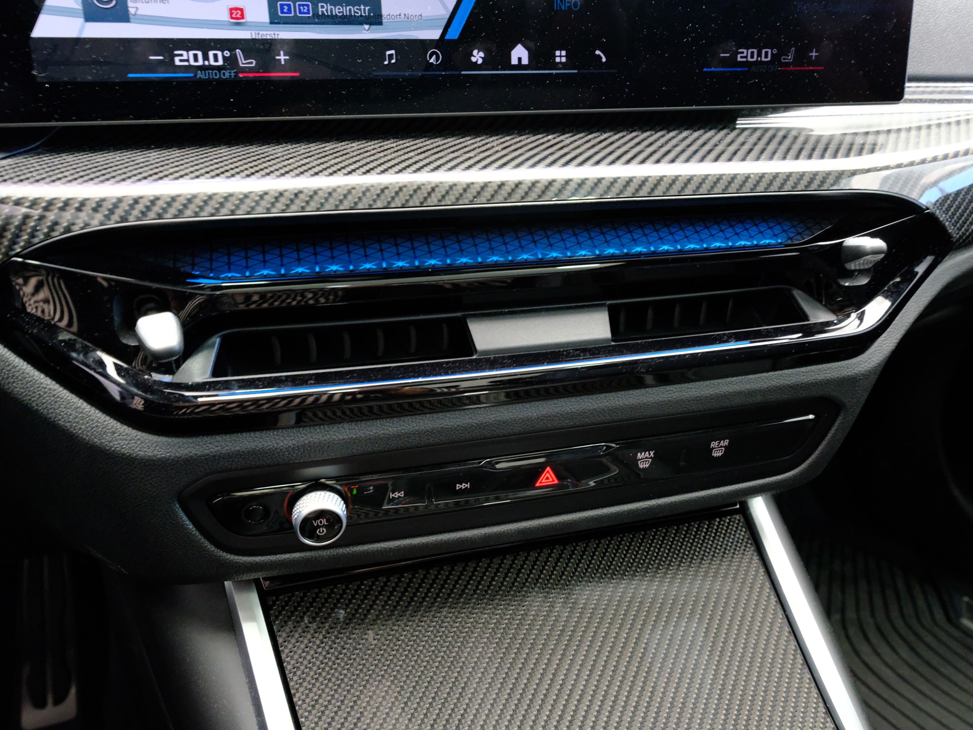 BMW M3 *CARBON-SCHALENSITZE*WERKSGARANTIE*ALCANTARA-LENKRAD*-image-20