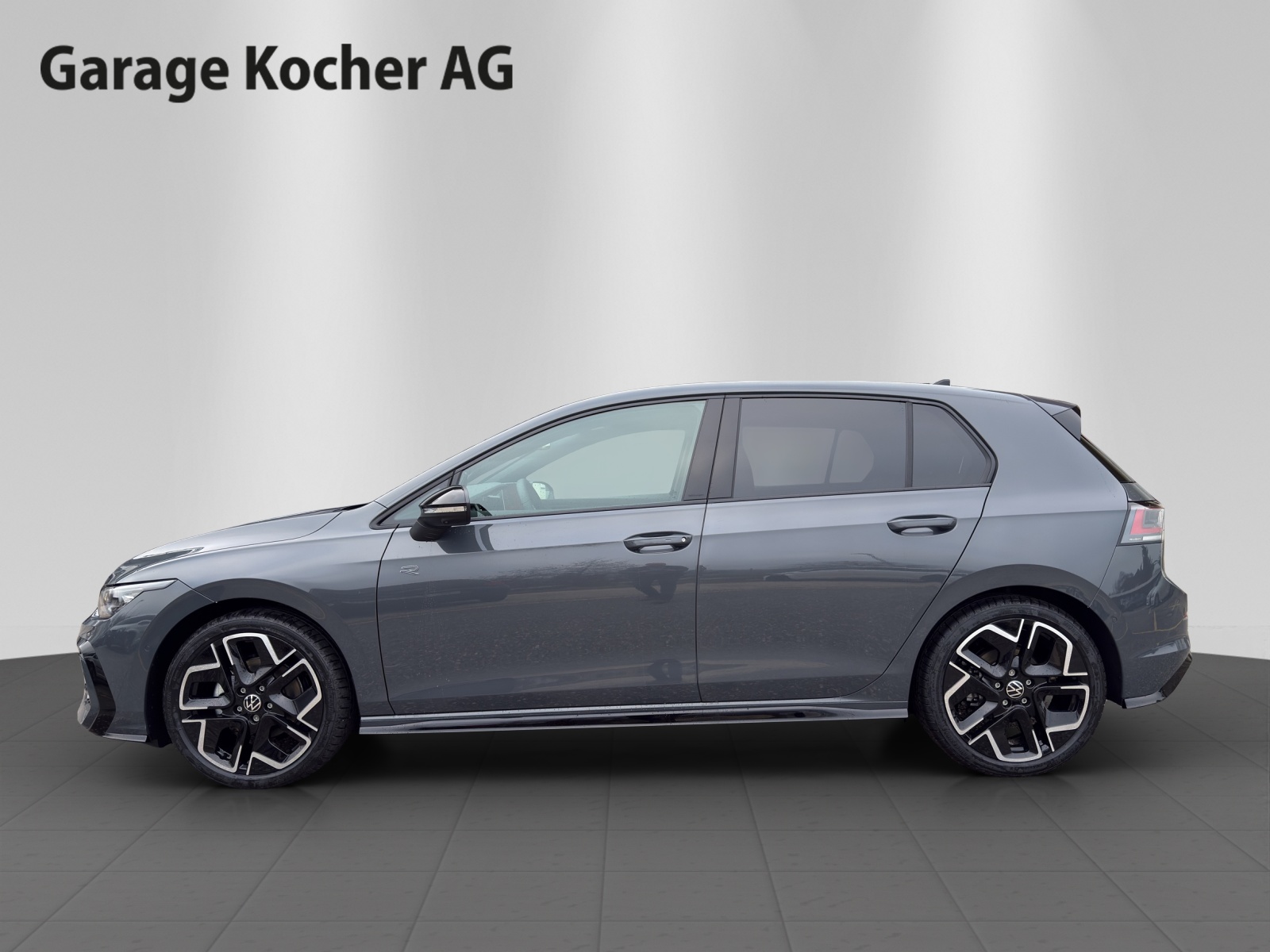 VW Golf 1.5 e TSI mHEV R-Line DSG-image-2