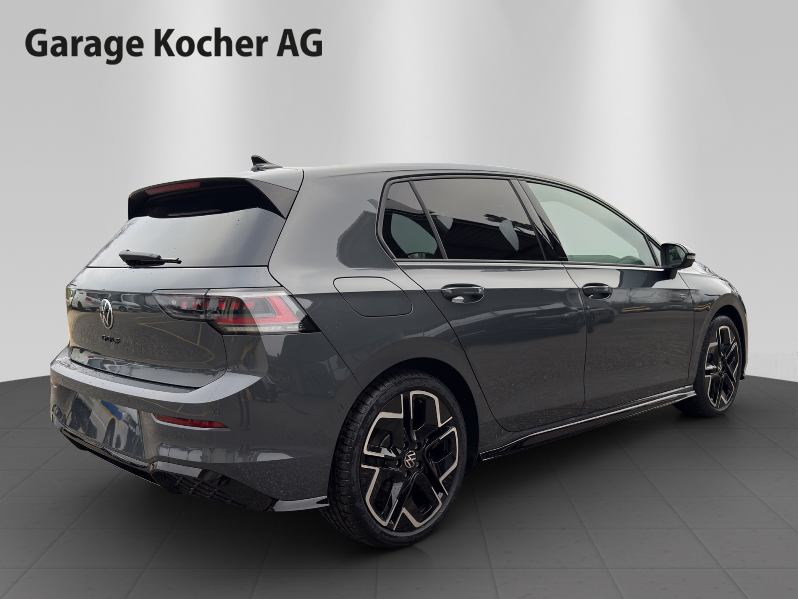 VW Golf 1.5 e TSI mHEV R-Line DSG-image-5