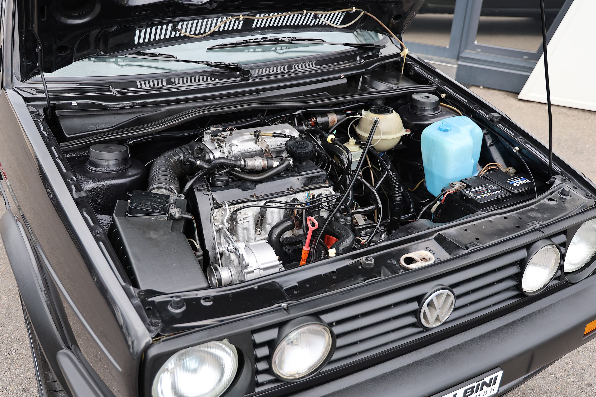 VW Golf 1800 GTI-image-14