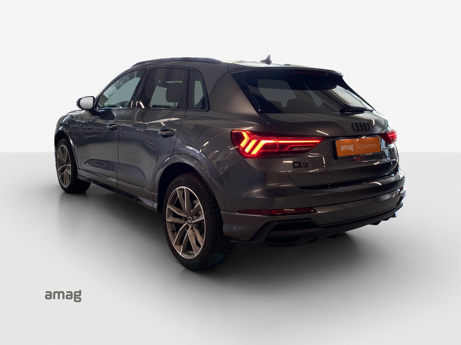 AUDI Q3 35 TFSI S line Attraction S-tronic-image-2