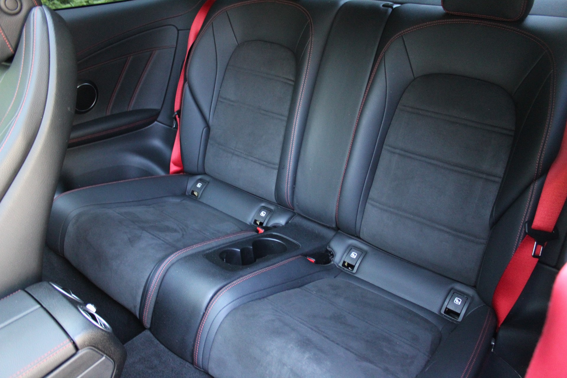 MERCEDES-BENZ C 43 AMG 4Matic 9G-tronic-image-9