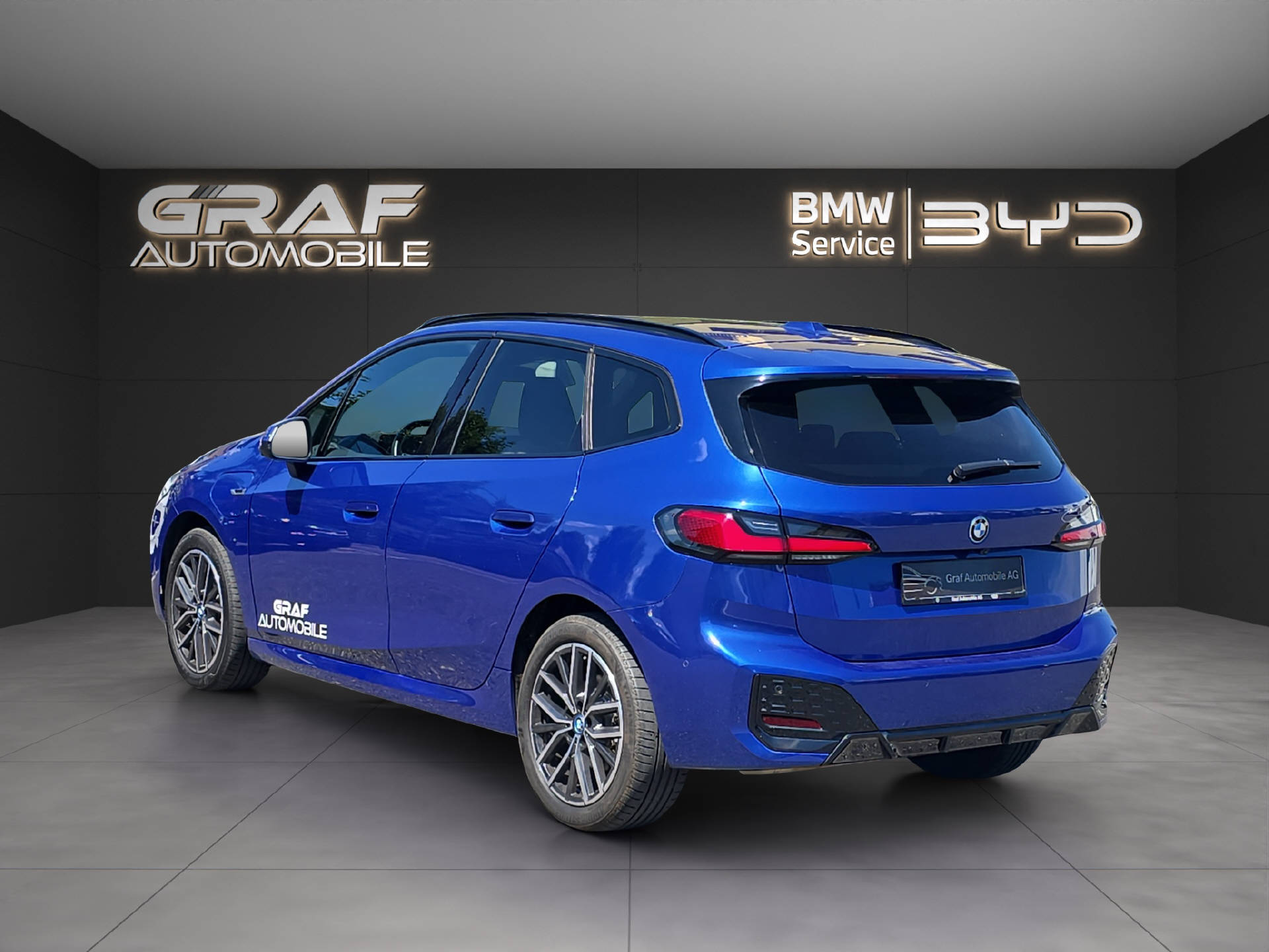 BMW 230e xDrive Active Tourer M Sport ** 24 Monate GARANTIE // 1'400 kg Anhängelast **-image-5