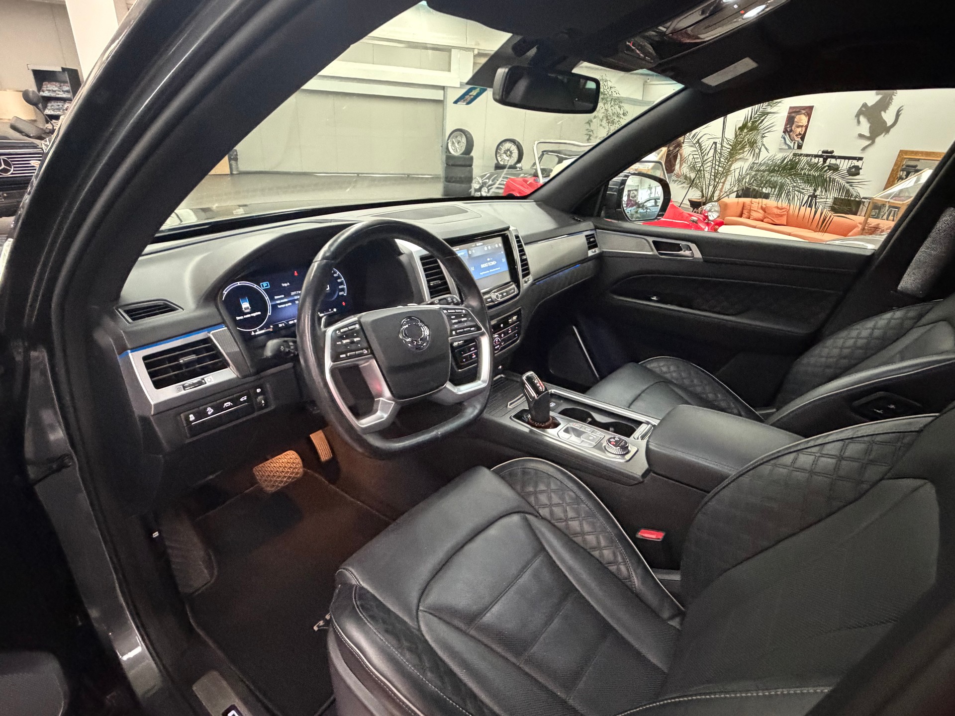 KGM-SsangYong Rexton 2.2 CRDi 7 Pl. Sapphire 4WD AT-image-9