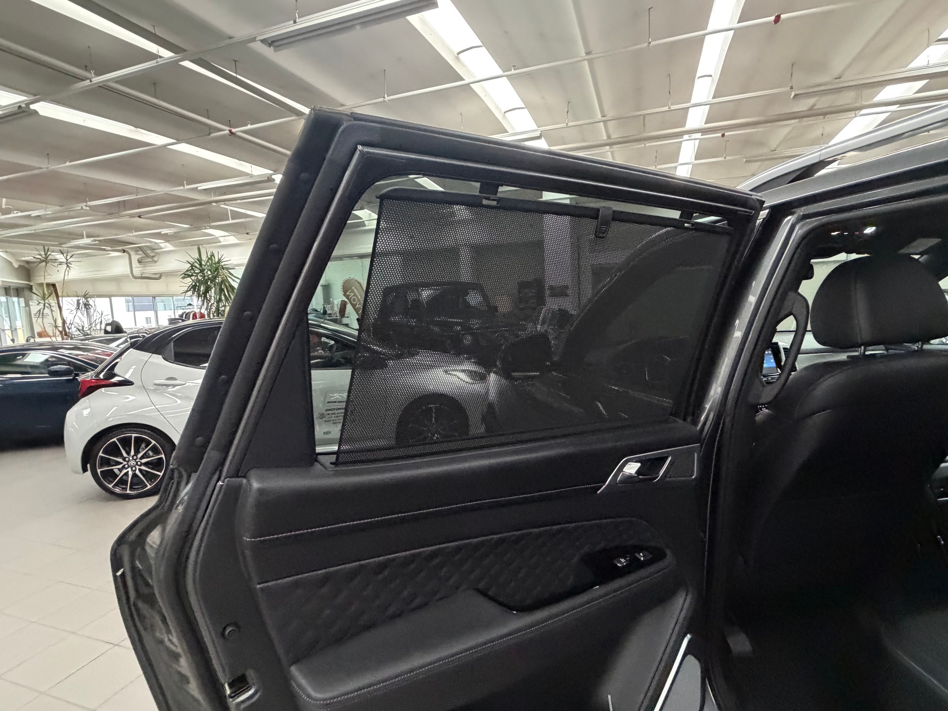 KGM-SsangYong Rexton 2.2 CRDi 7 Pl. Sapphire 4WD AT-image-5