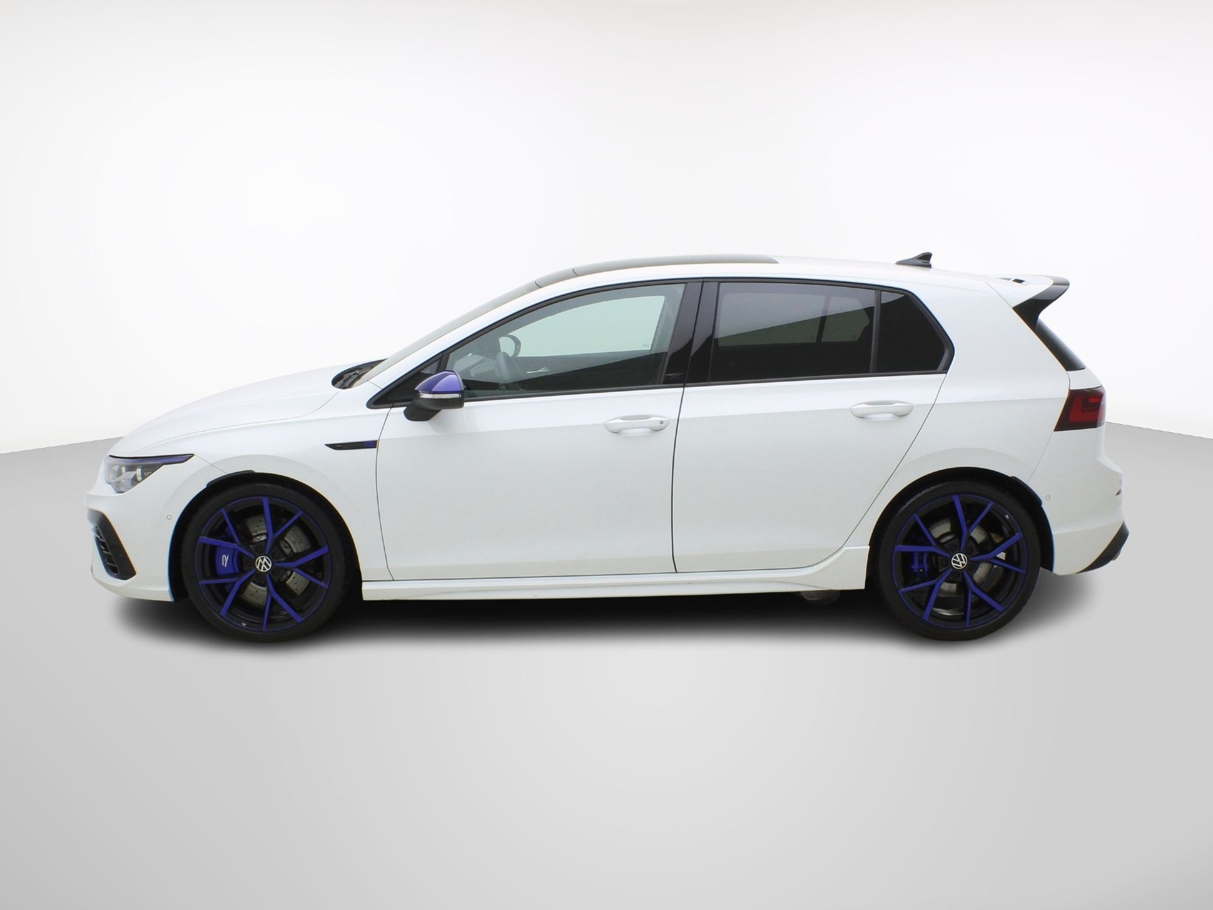 VW Golf 8 2.0 TSI DSG R Performance 4Motion 20 Years Akrapovic **Akrapovic Auspuffanlage**-image-2