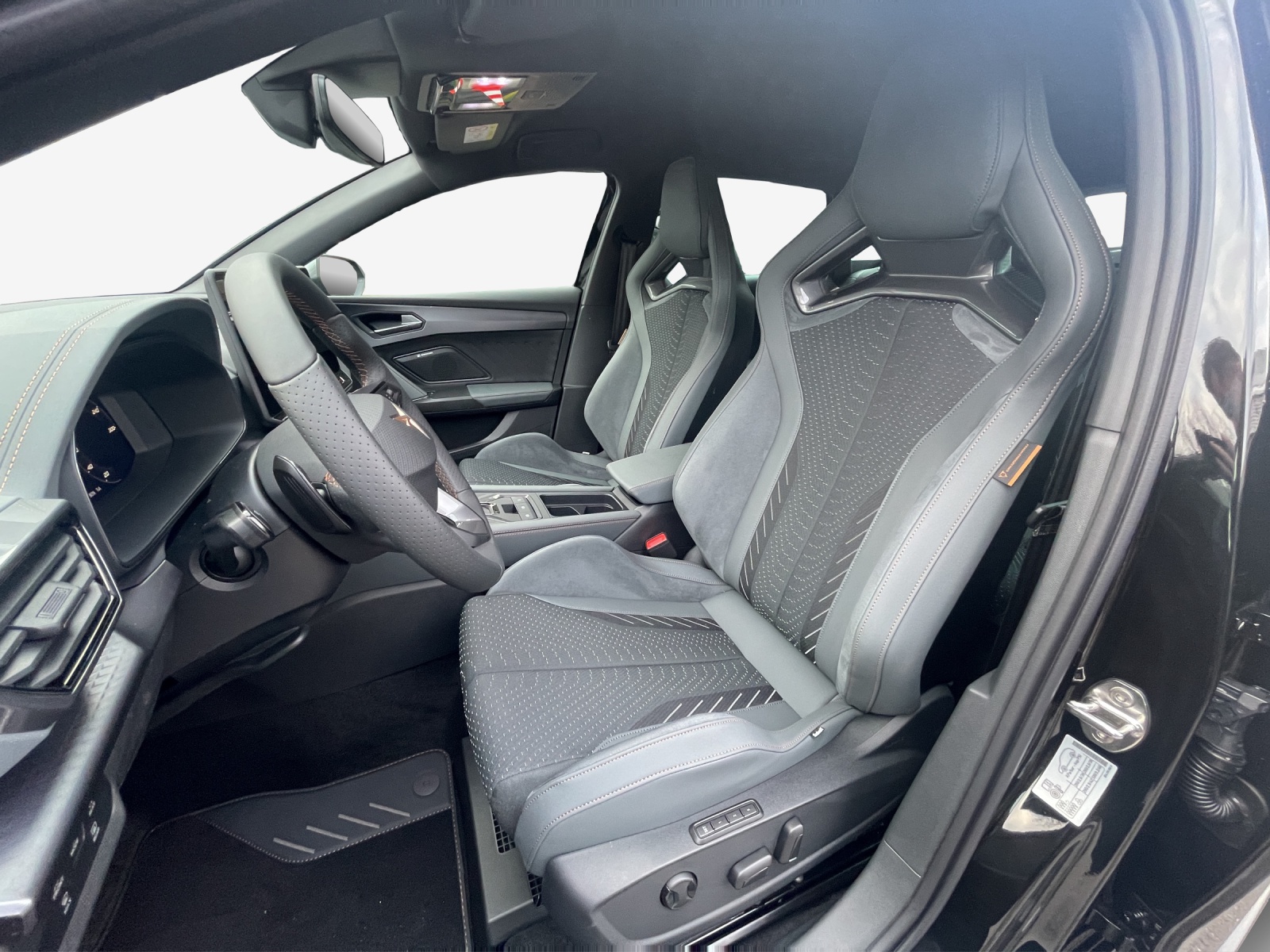 CUPRA LEON ST 2.0 TSI Extreme DSG 4Drive-image-15
