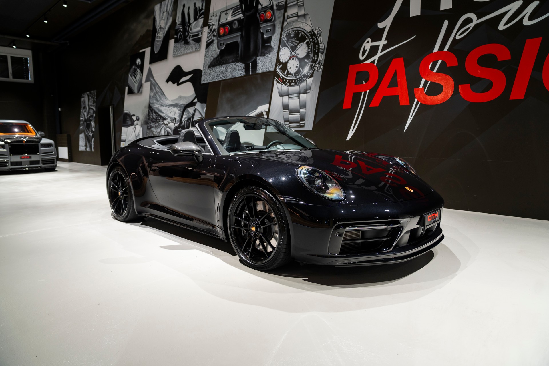 PORSCHE 911 Carrera 4 GTS Cabriolet PDK-image-0