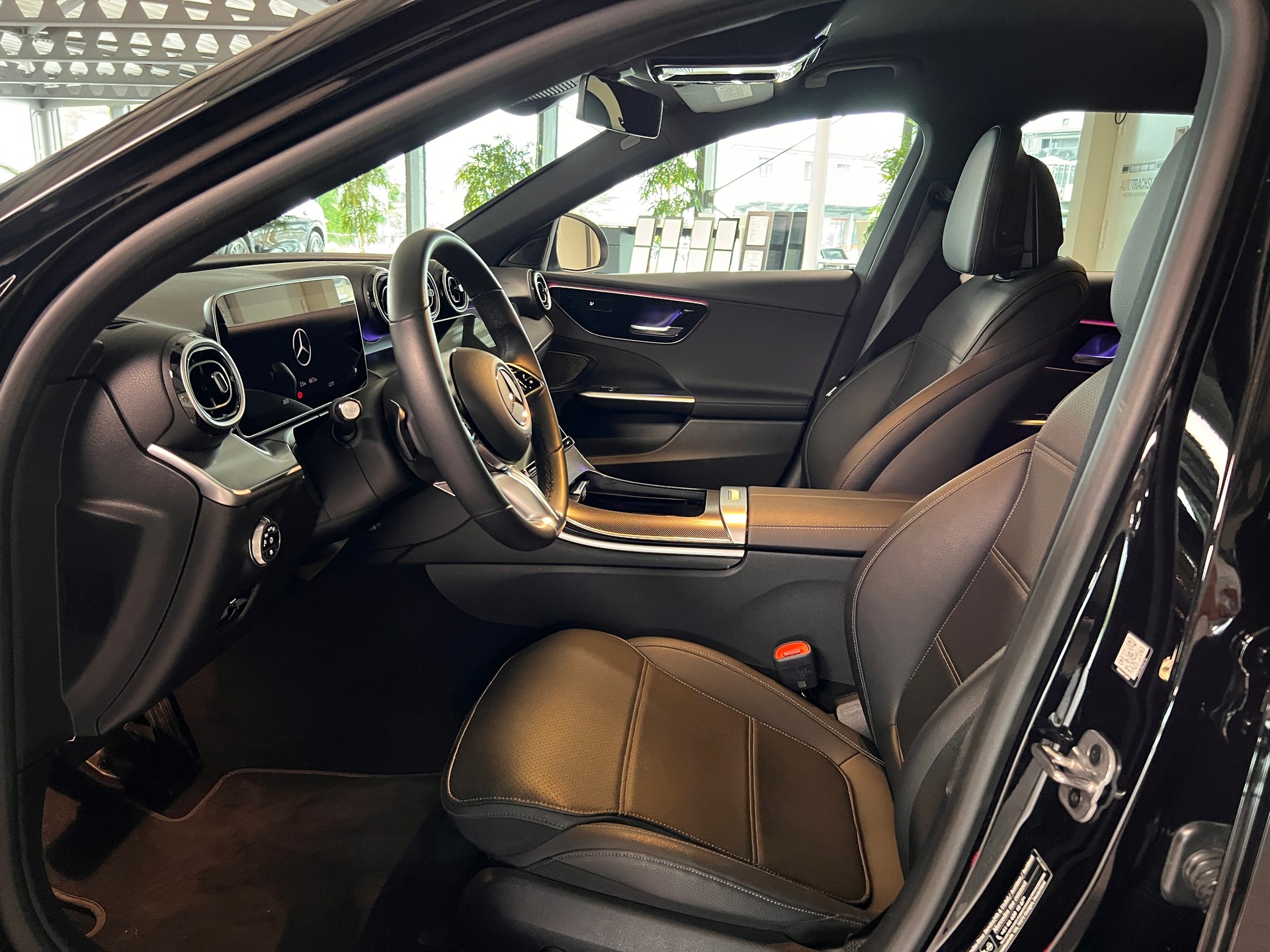 MERCEDES-BENZ C 300 e T EQ Hybrid-image-7