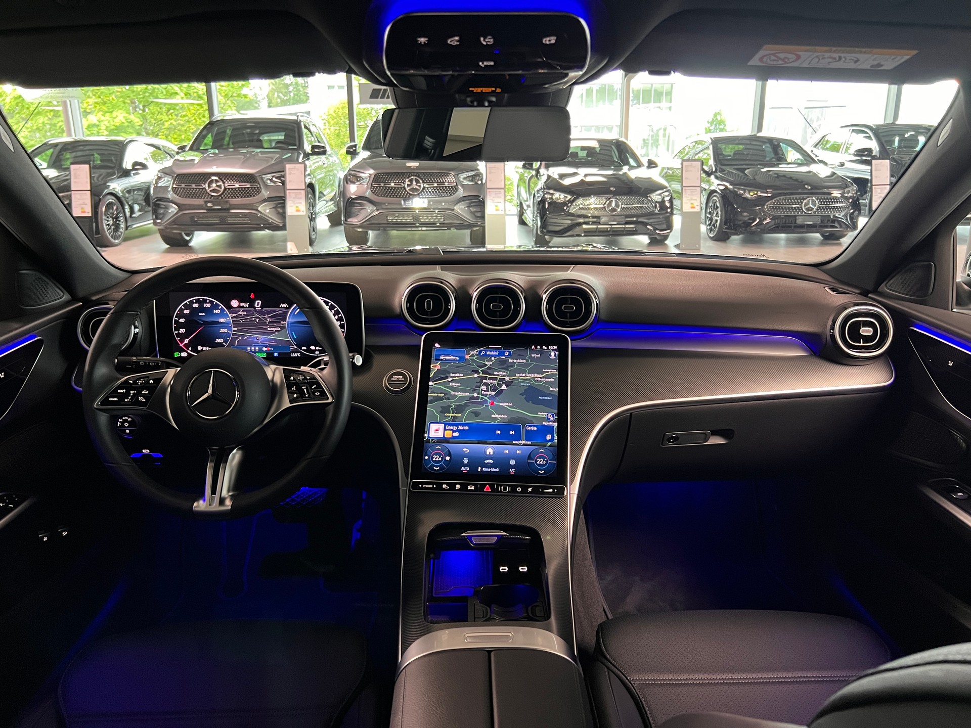 MERCEDES-BENZ C 300 e T EQ Hybrid-image-9
