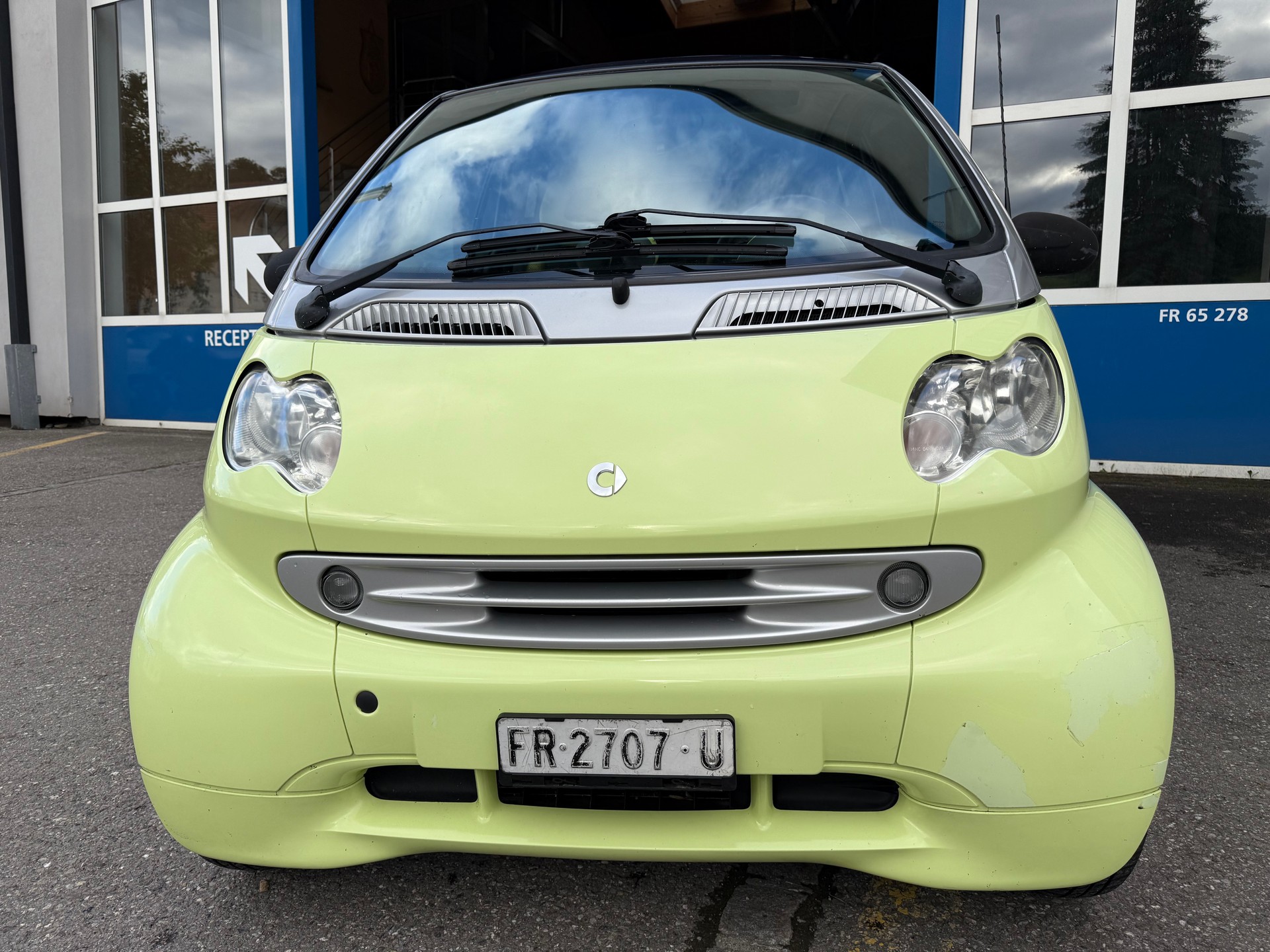 SMART fortwo creamstyle-image-2