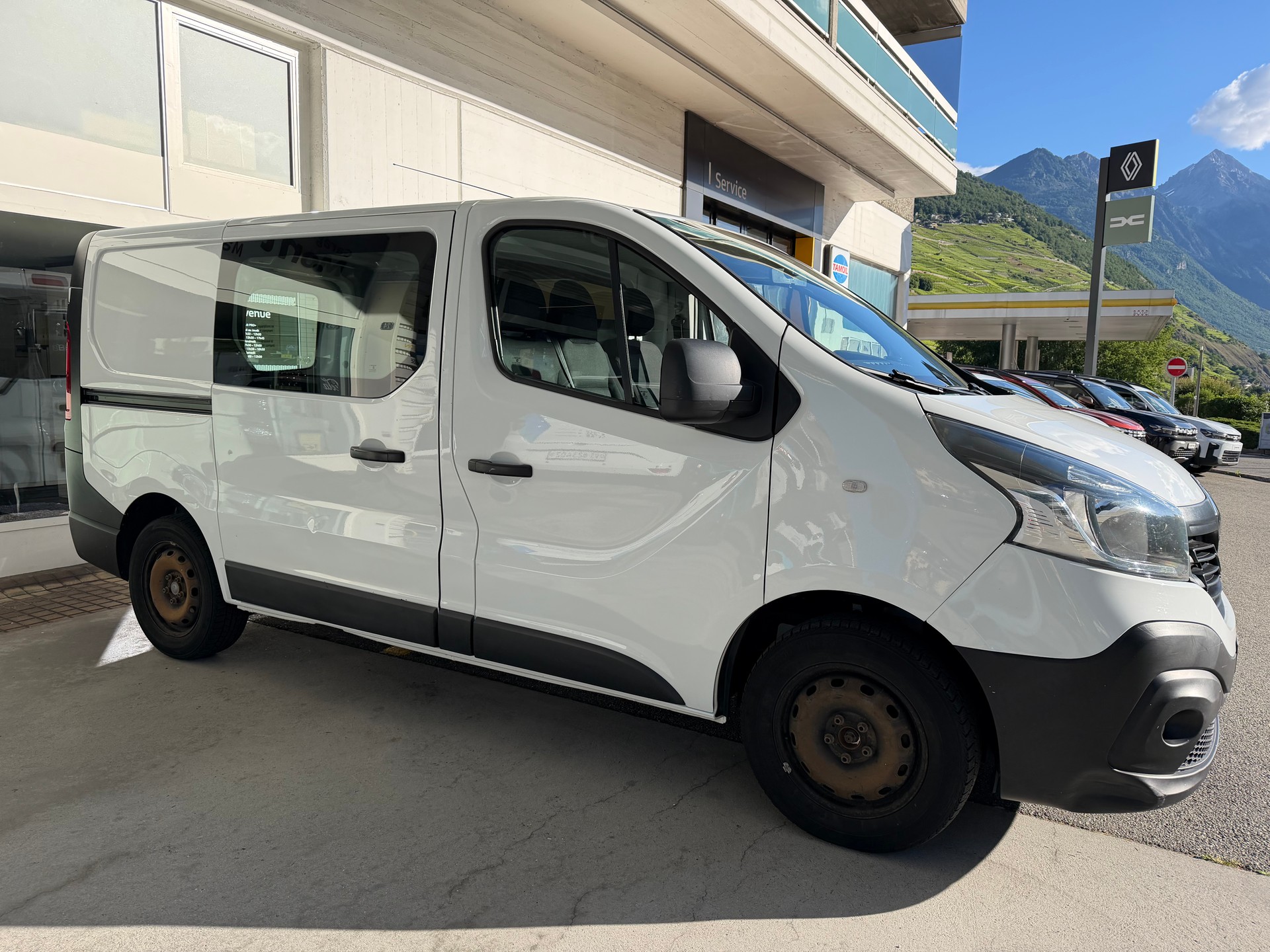 RENAULT Trafic 1.6 dCi 115 2.9t Acces L1H1-image-3