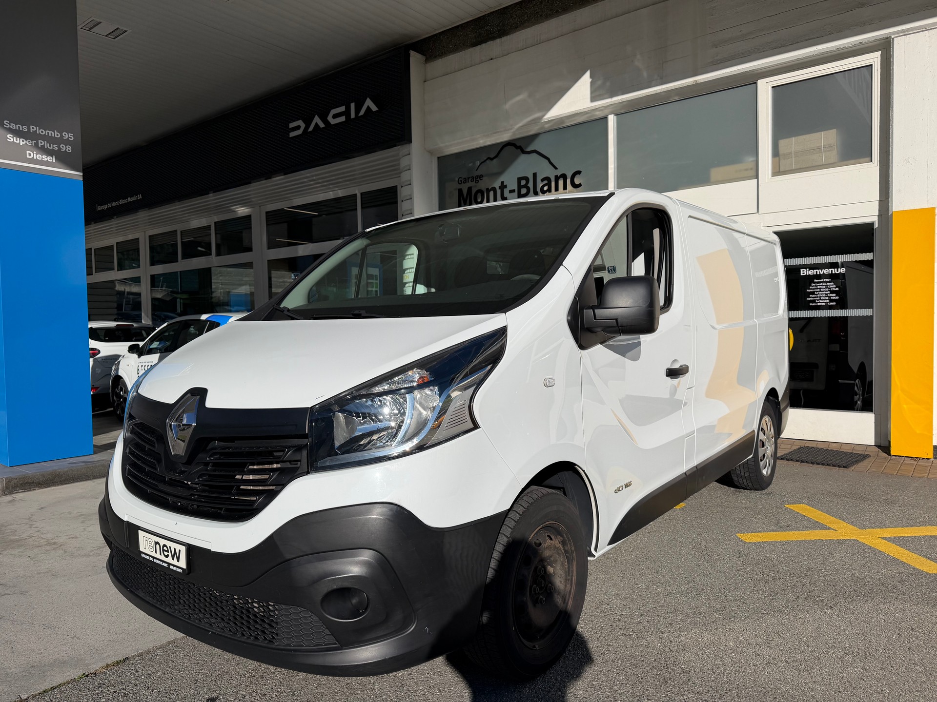 RENAULT Trafic 1.6 dCi 115 2.9t Acces L1H1-image-0