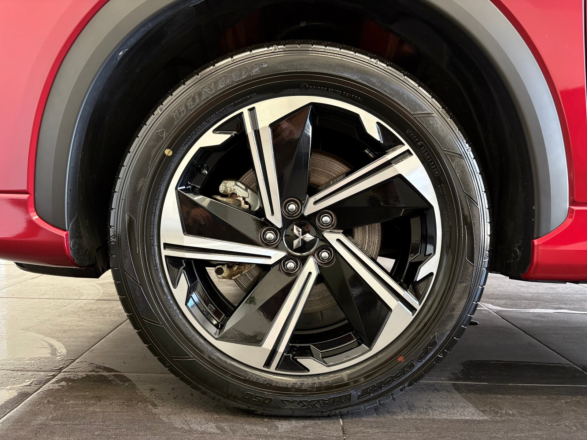 MITSUBISHI Eclipse Cross 2.4 PHEV Style Business 4WD-image-10