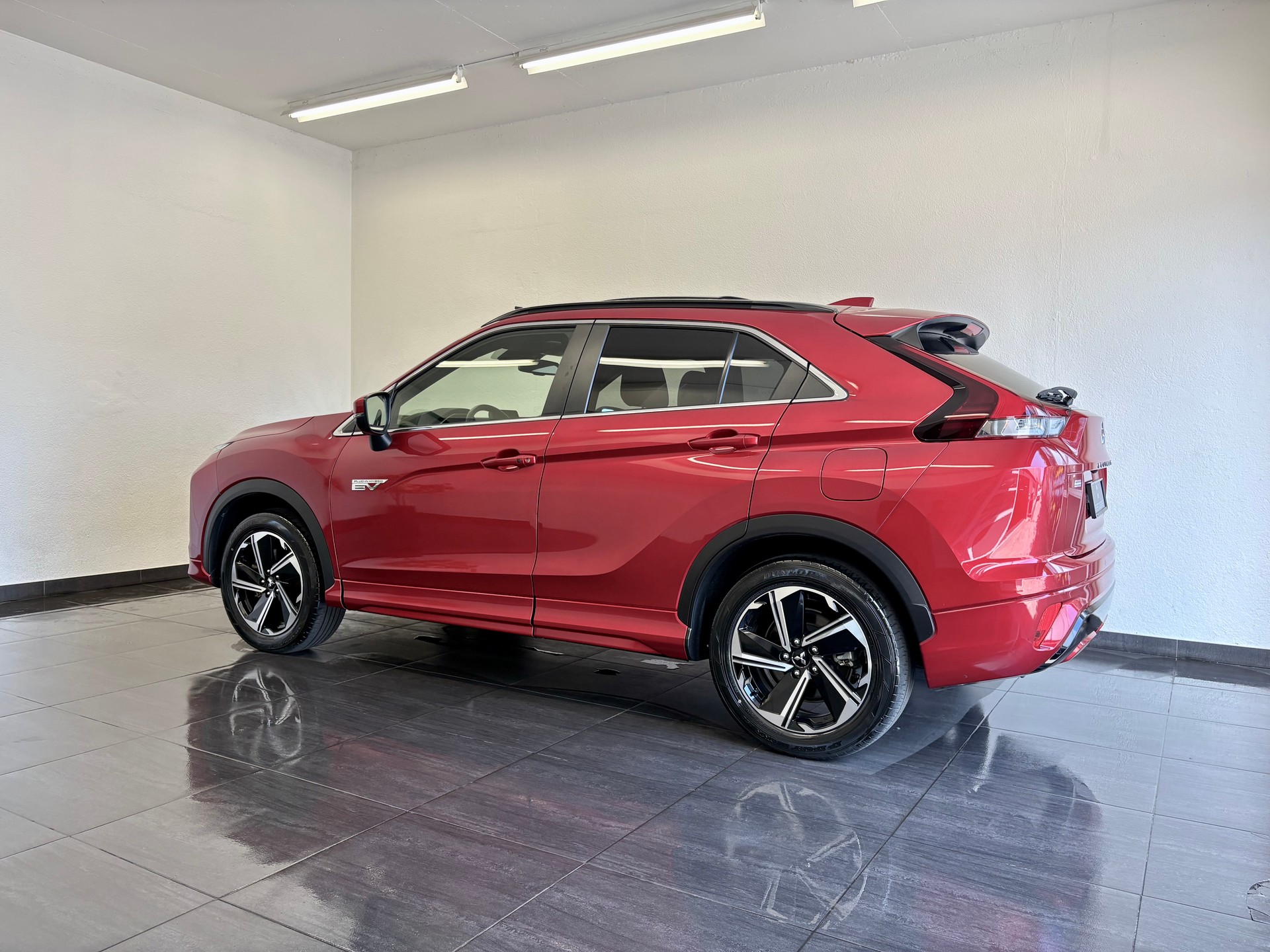 MITSUBISHI Eclipse Cross 2.4 PHEV Style Business 4WD-image-6