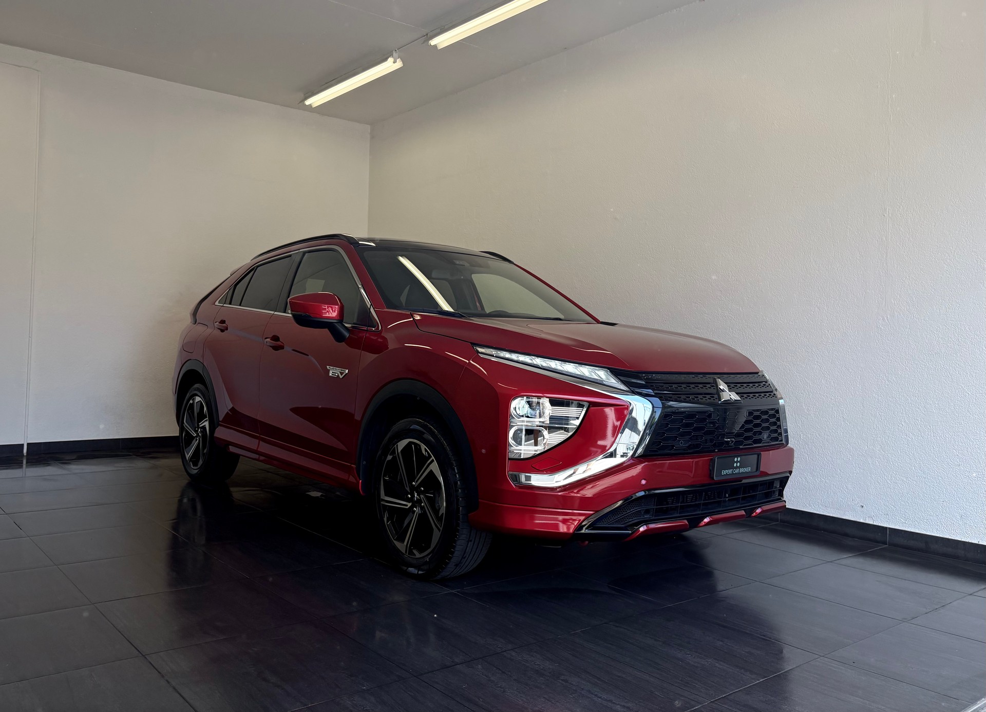 MITSUBISHI Eclipse Cross 2.4 PHEV Style Business 4WD-showroom-element-1