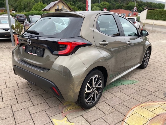 TOYOTA Yaris 1.5 Trend-image-4