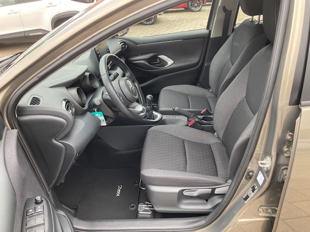 TOYOTA Yaris 1.5 Trend-image-8