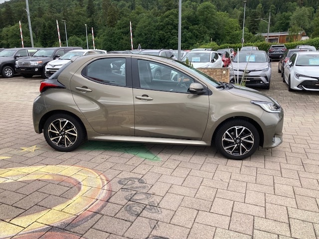 TOYOTA Yaris 1.5 Trend-image-3