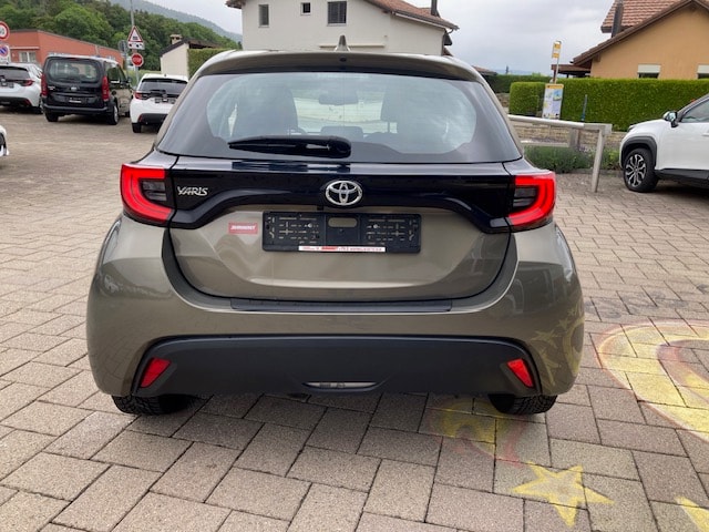TOYOTA Yaris 1.5 Trend-image-6