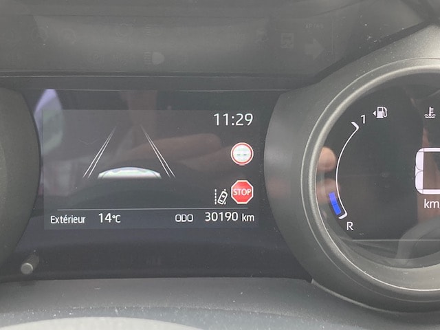 TOYOTA Yaris 1.5 Trend-image-15